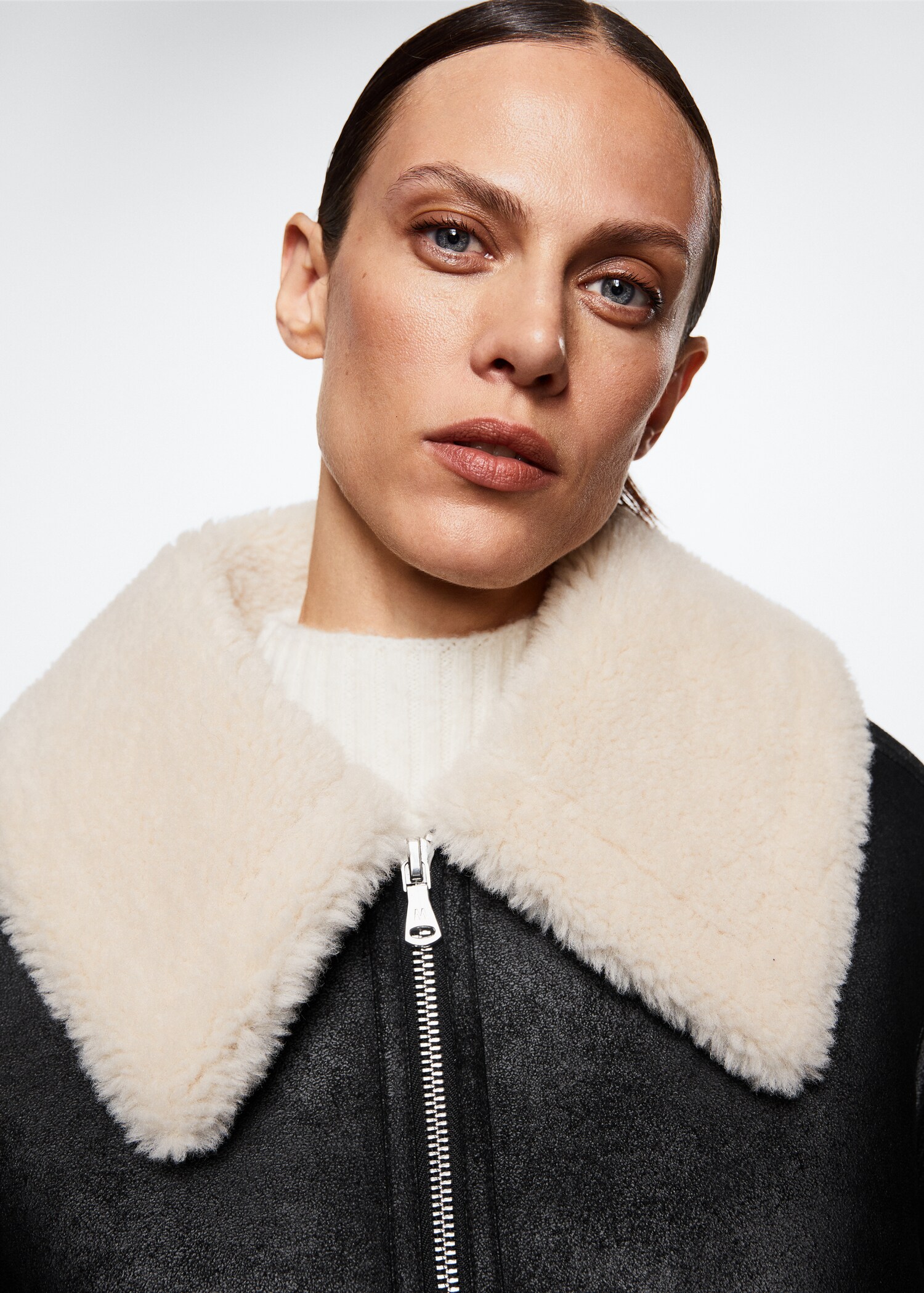 Shearling collar jacket - Woman | MANGO OUTLET USA