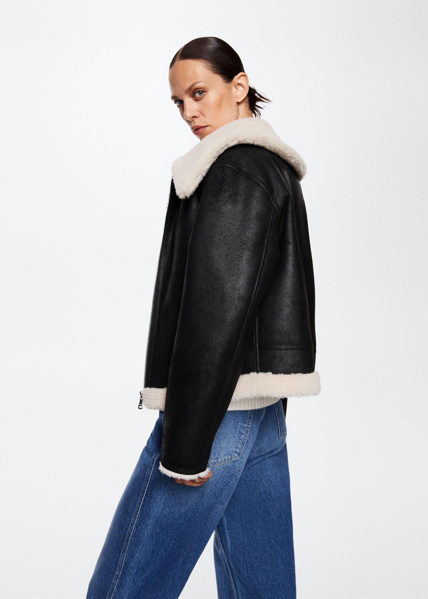 Shearling collar jacket - Woman | MANGO OUTLET USA