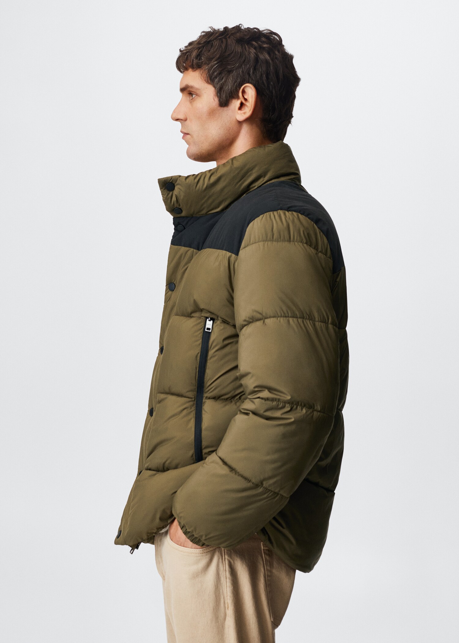 Short thermoregulating anorak - Details of the article 6