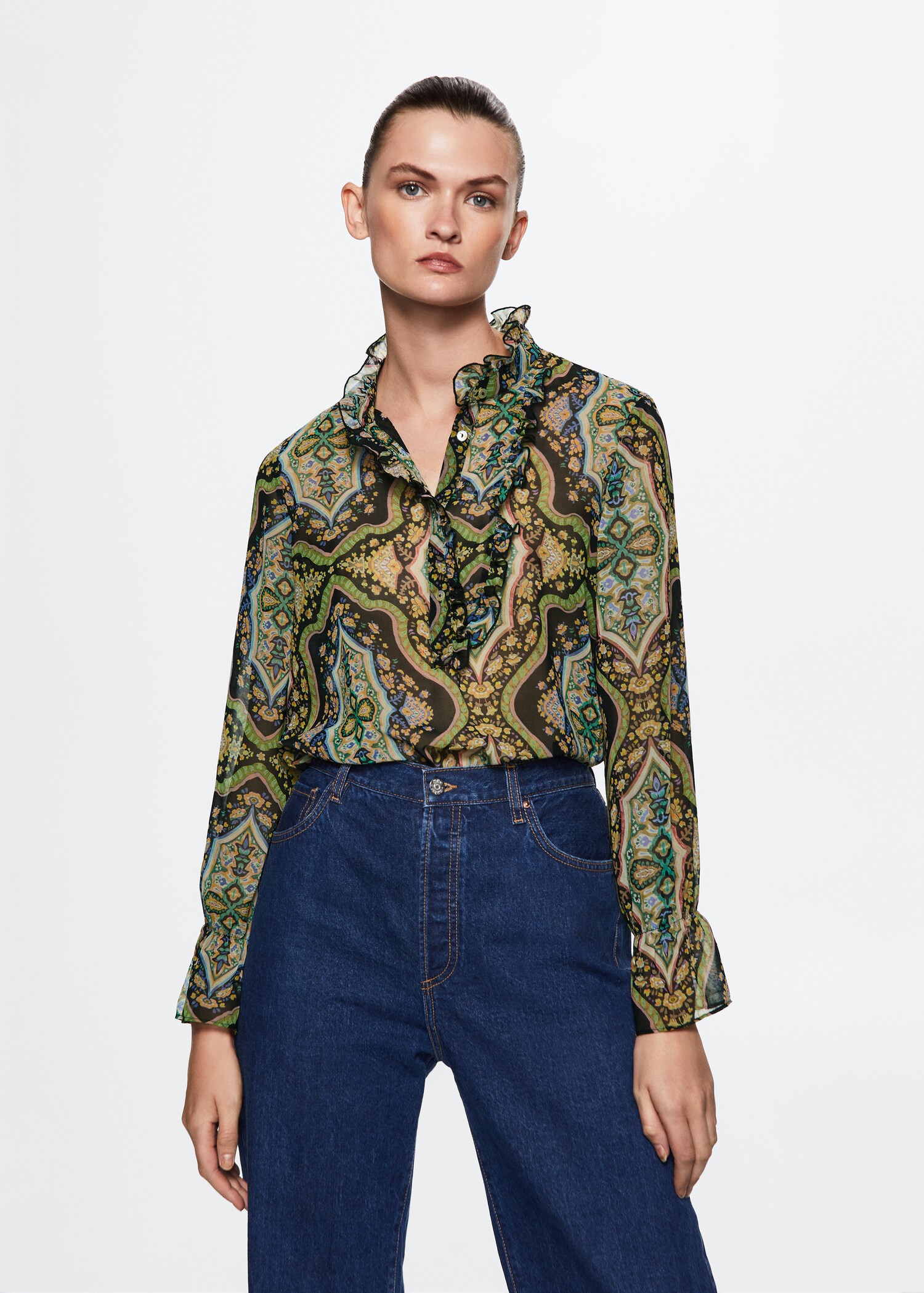 Blusa fluida estampada - Plano medio