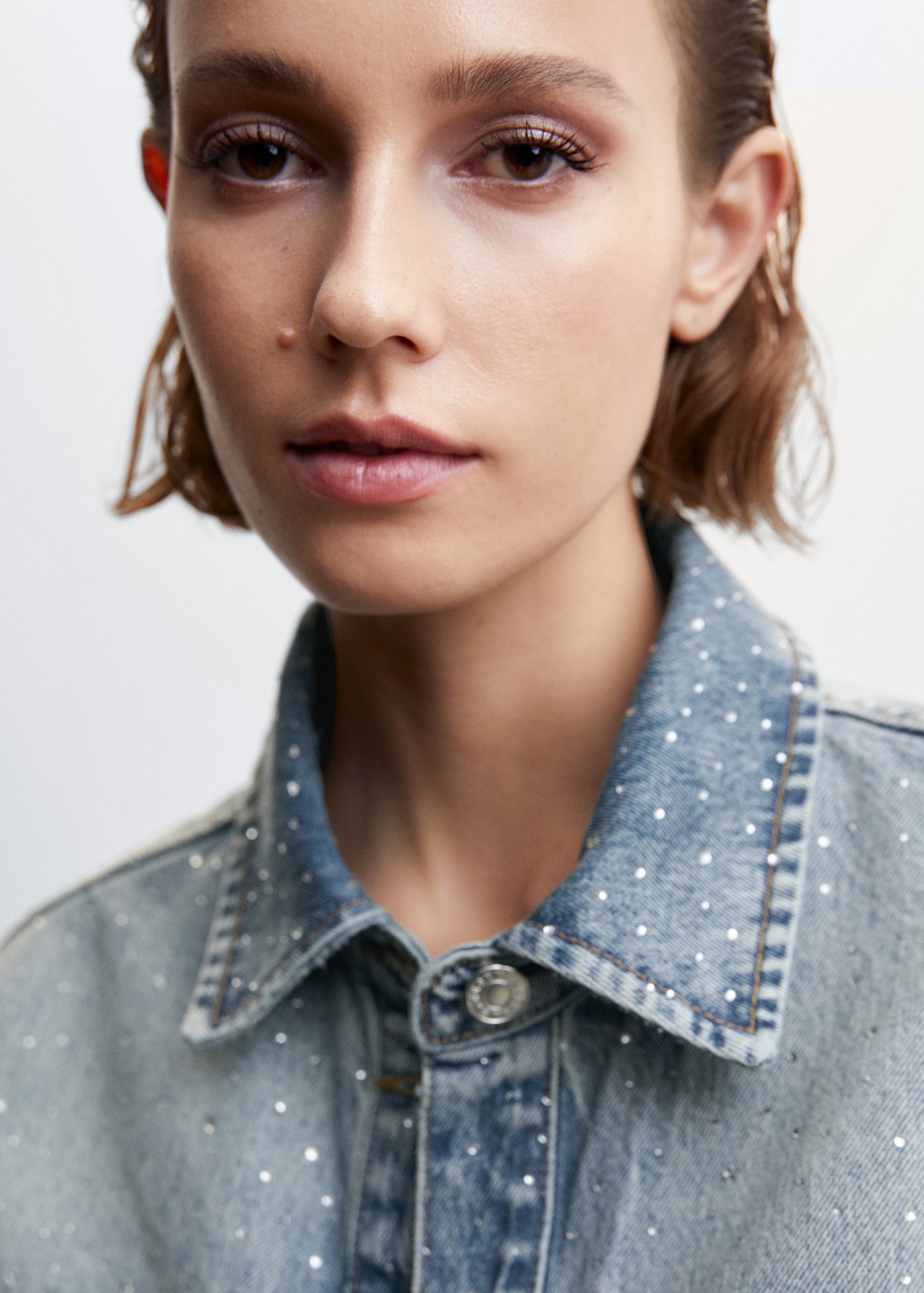 Denim jacket with rhinestones - Details of the article 1