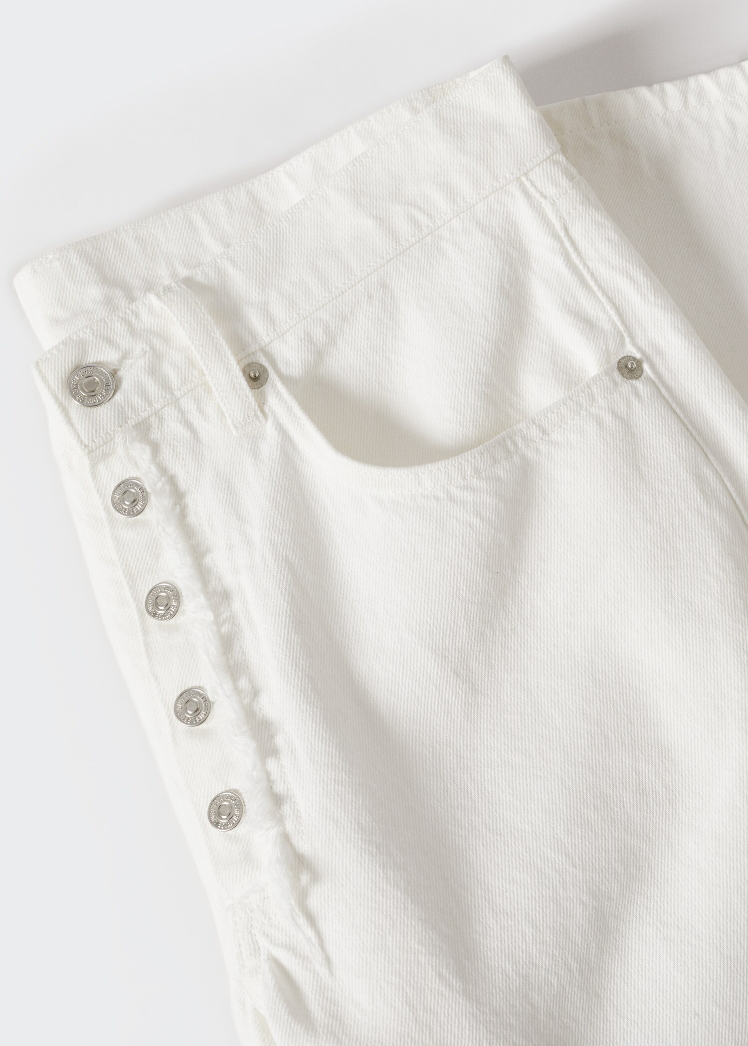 Straight-fit cropped jeans - Details of the article 8