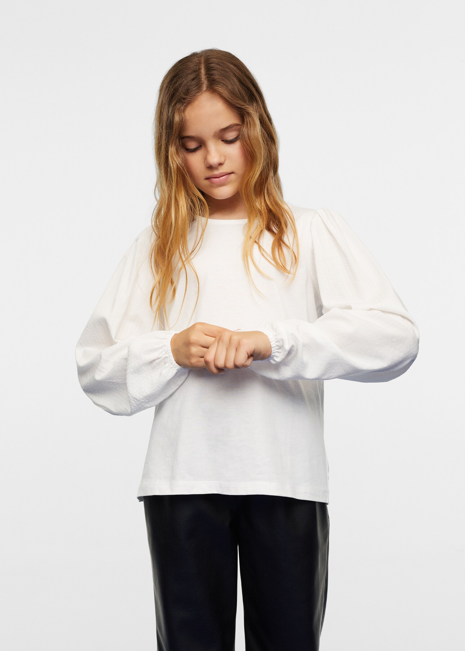 Puffed sleeves T-shirt - Details of the article 1