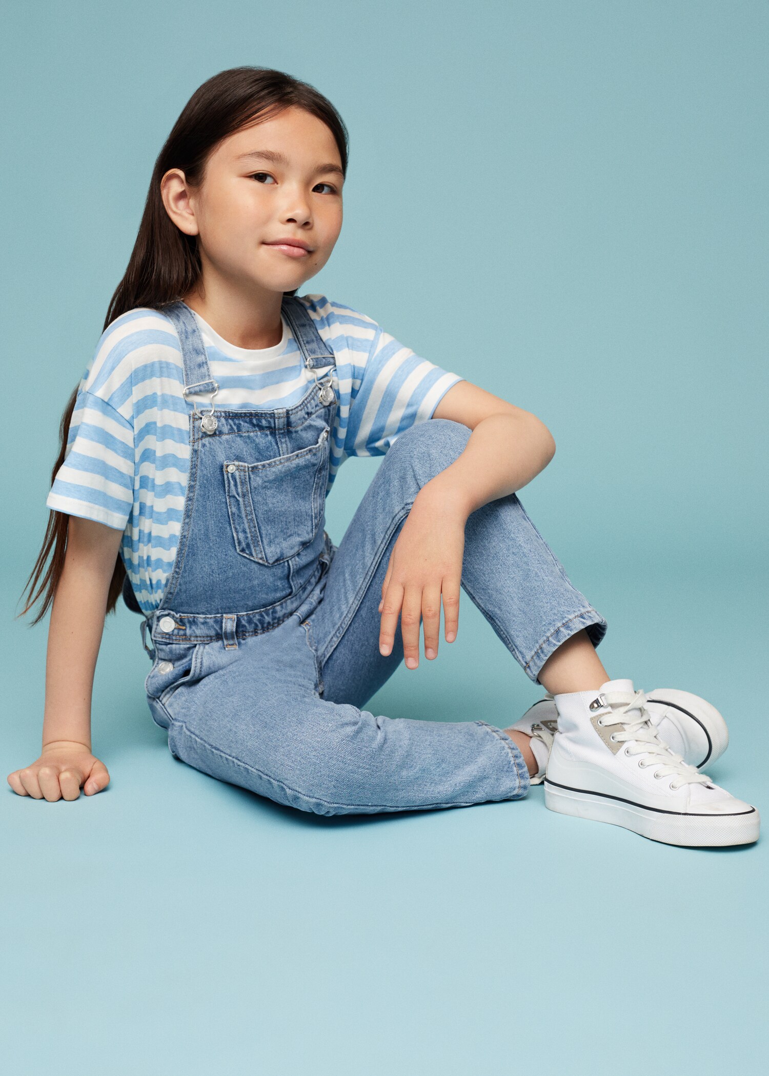 Long denim dungarees - Details of the article 1