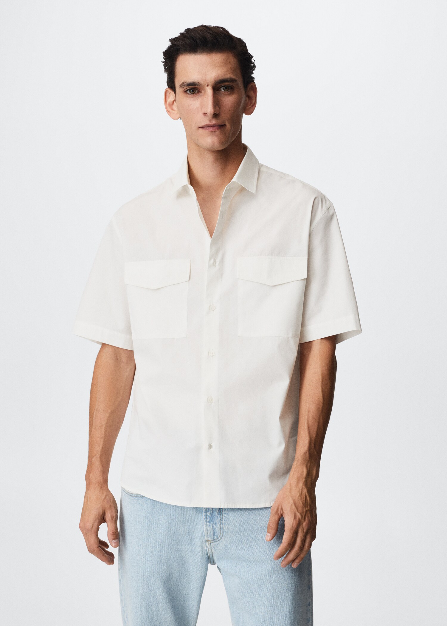 37072888_01.jpg?imwidth=2048&  