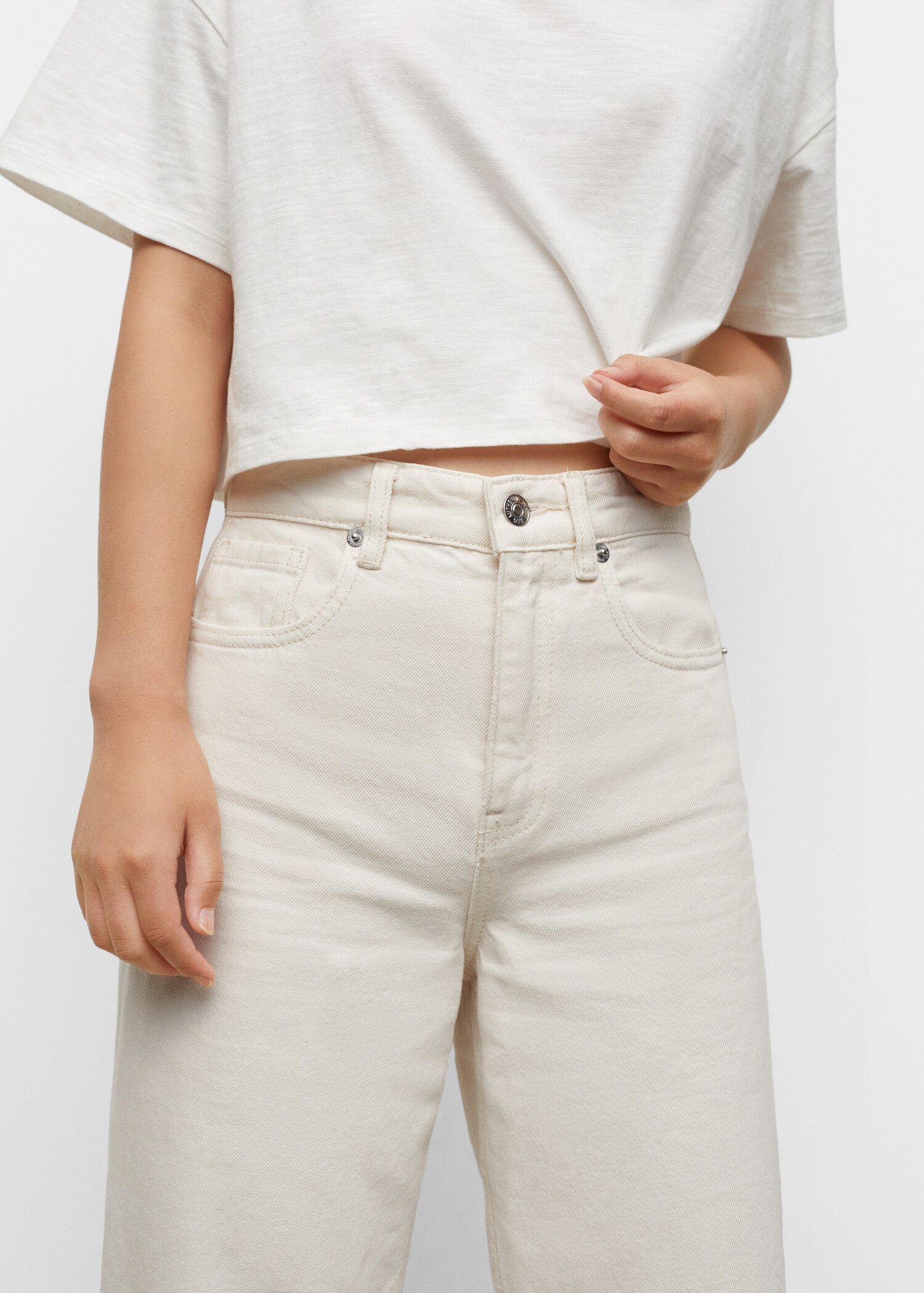 Džíny culottes s roztřepeným spodním lemem - Detail zboží 4