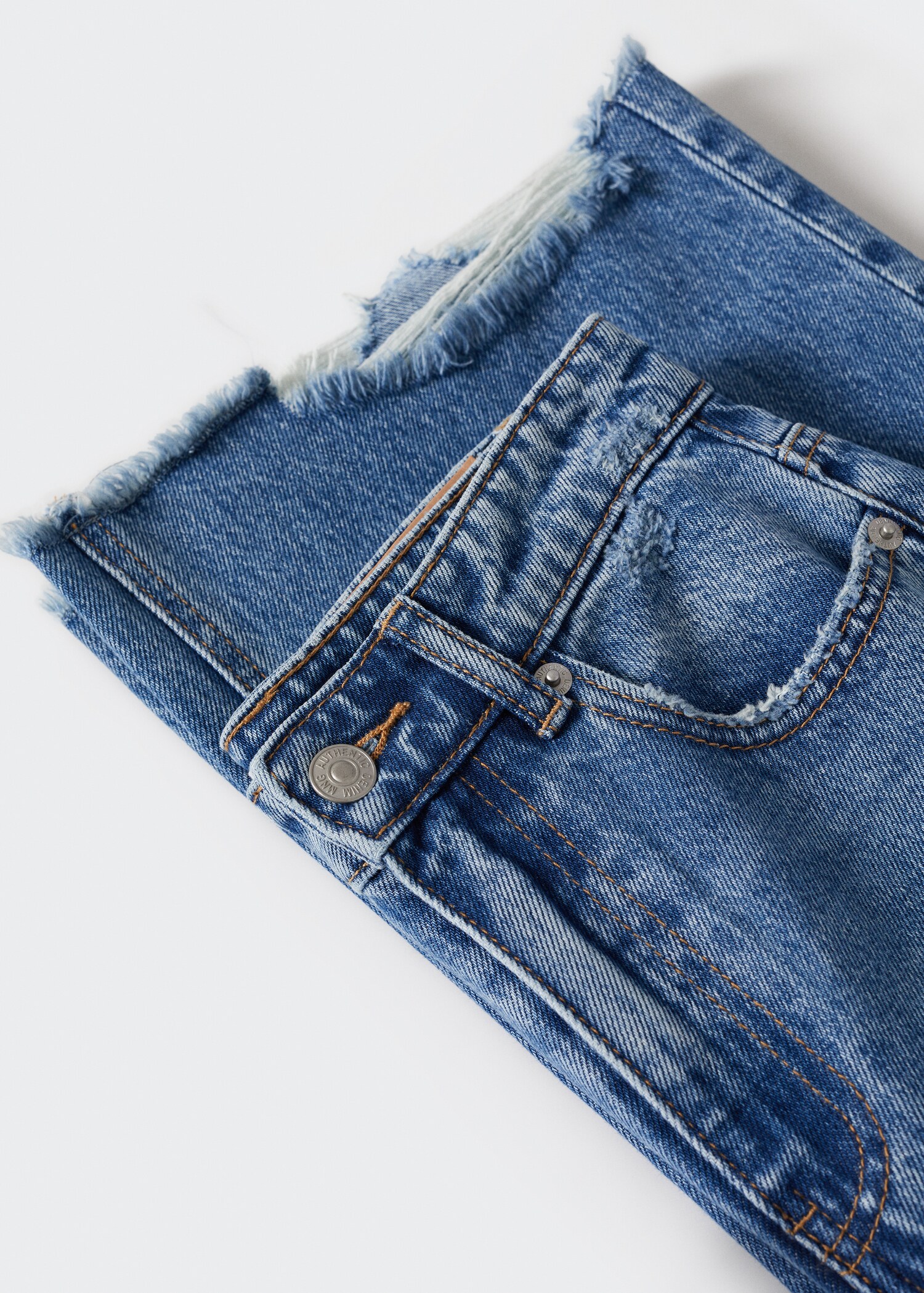 Džíny culottes s roztřepeným spodním lemem - Detail zboží 8
