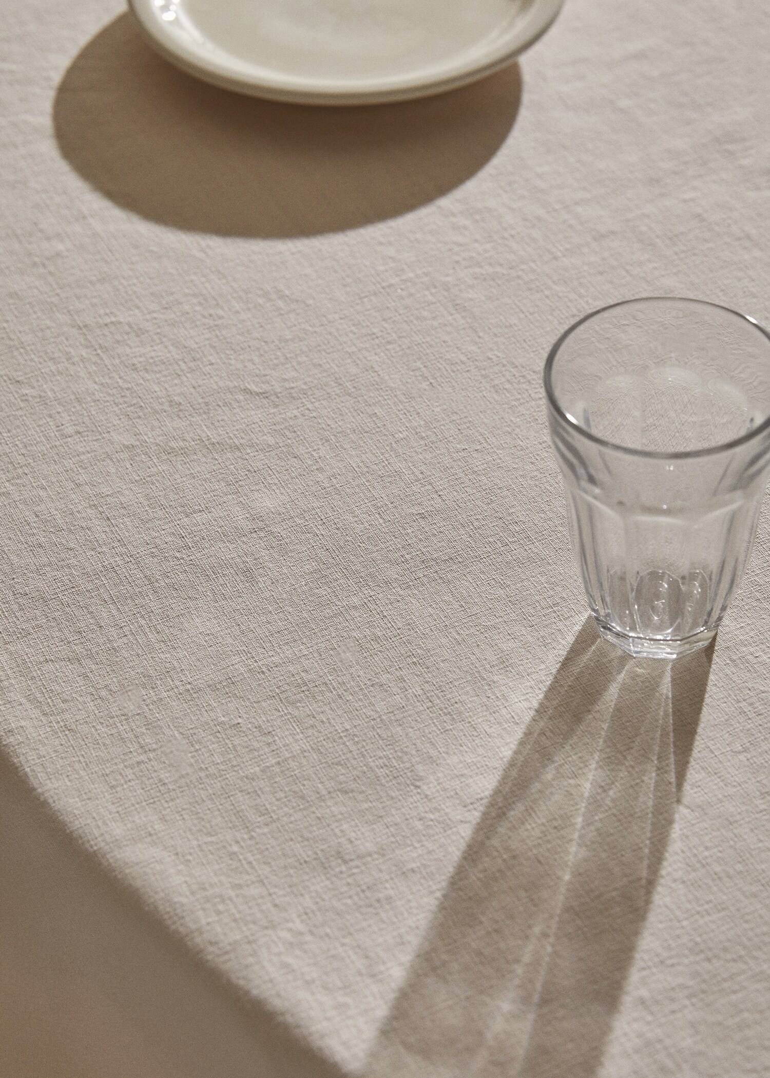 100% organic cotton round tablecloth - Details of the article 4