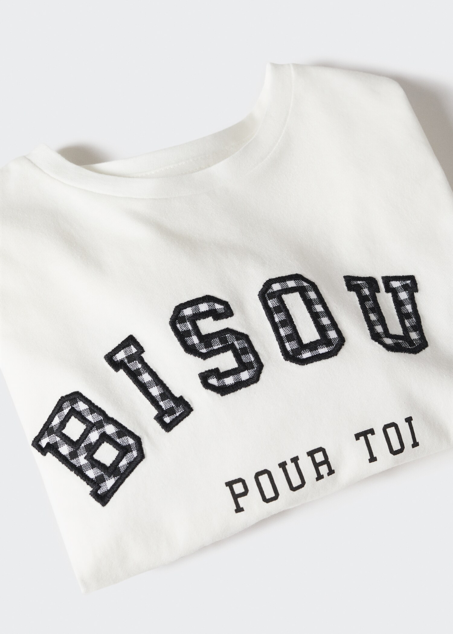 Langärmliges T-Shirt mit Schriftzug - Detail des Artikels 8