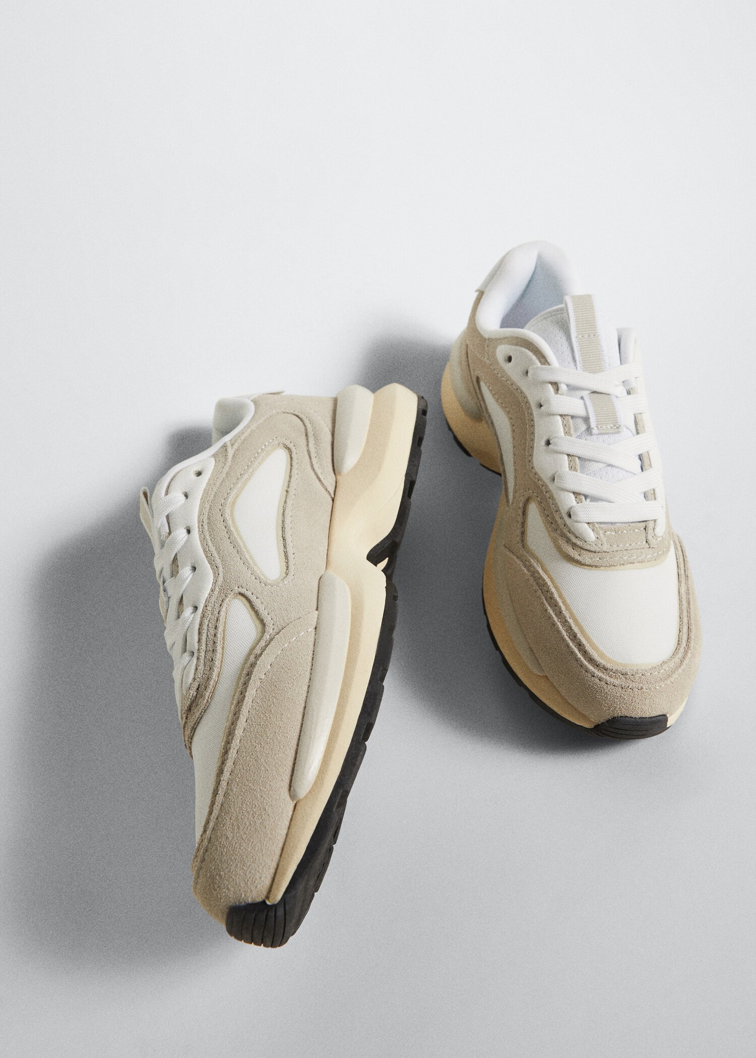 Kombinierte Wildleder-Sneakers - Detail des Artikels 5