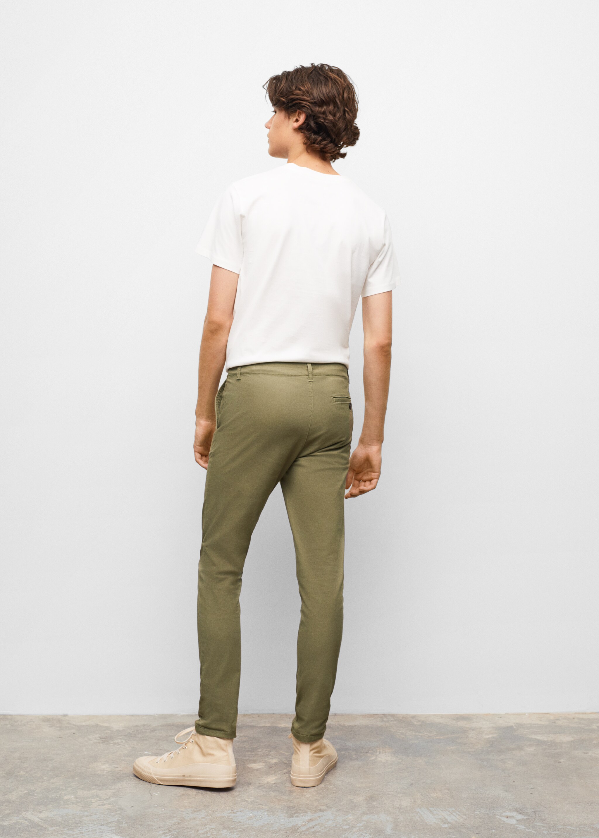 Cotton chinos - Reverse of the article