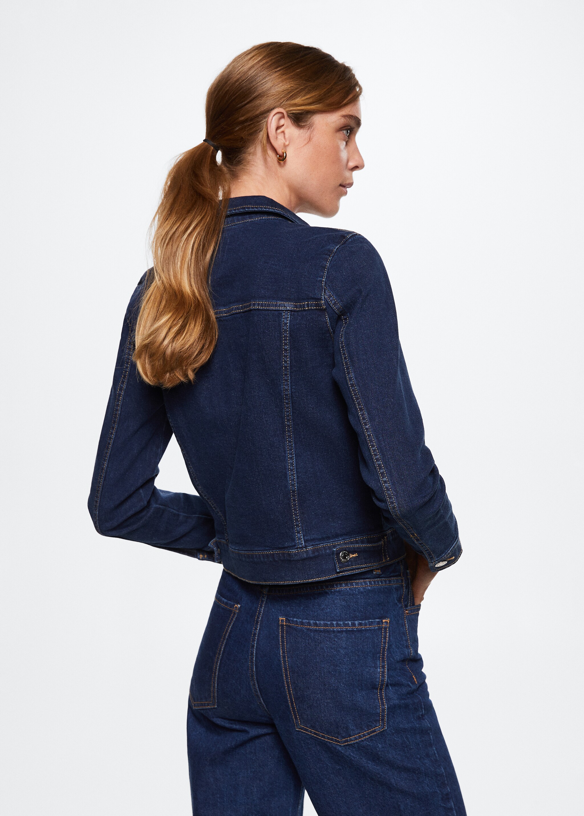 Jeansjacke aus Baumwolle - Rückseite des Artikels