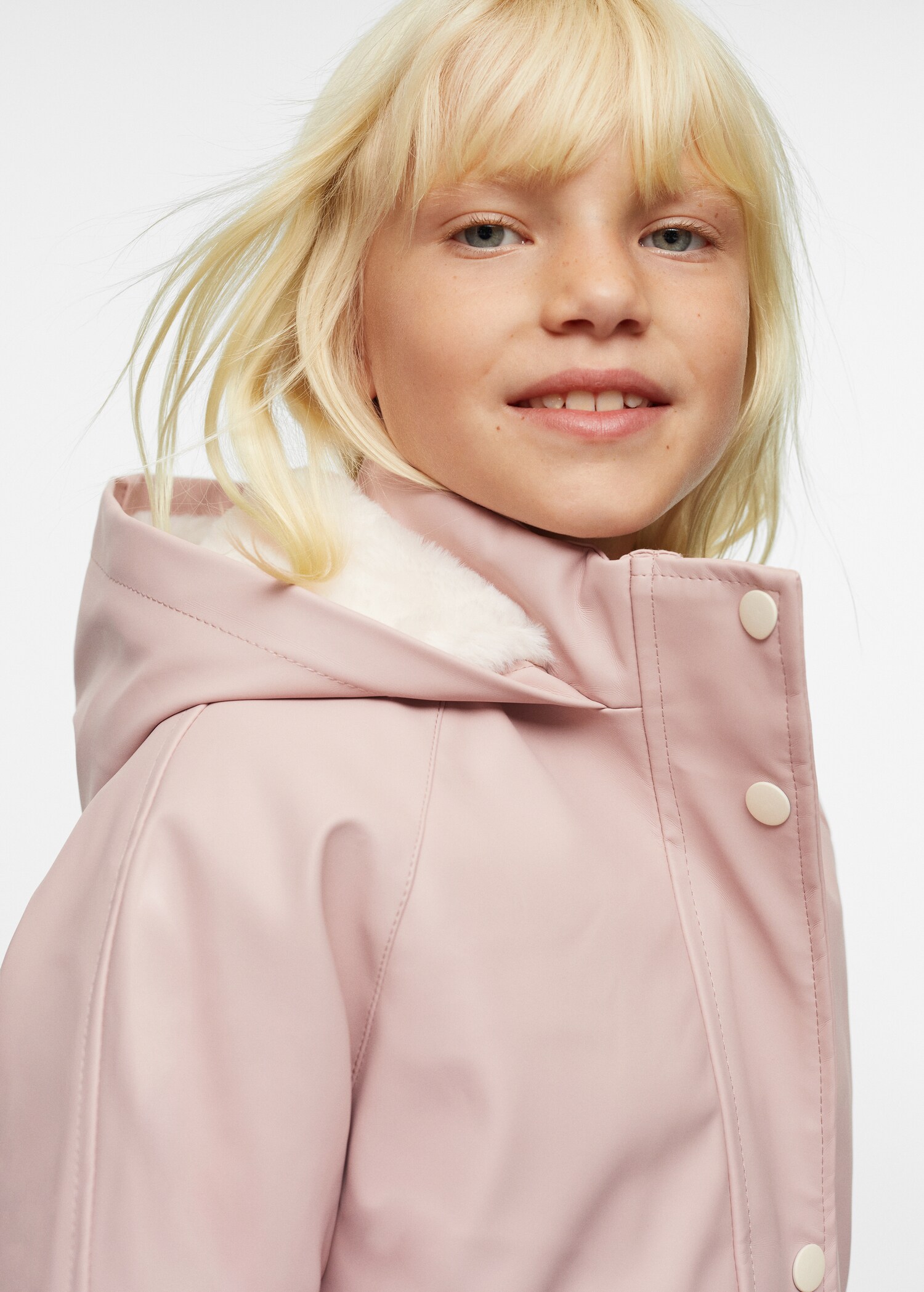 Hooded water-repellent coat - Details of the article 4