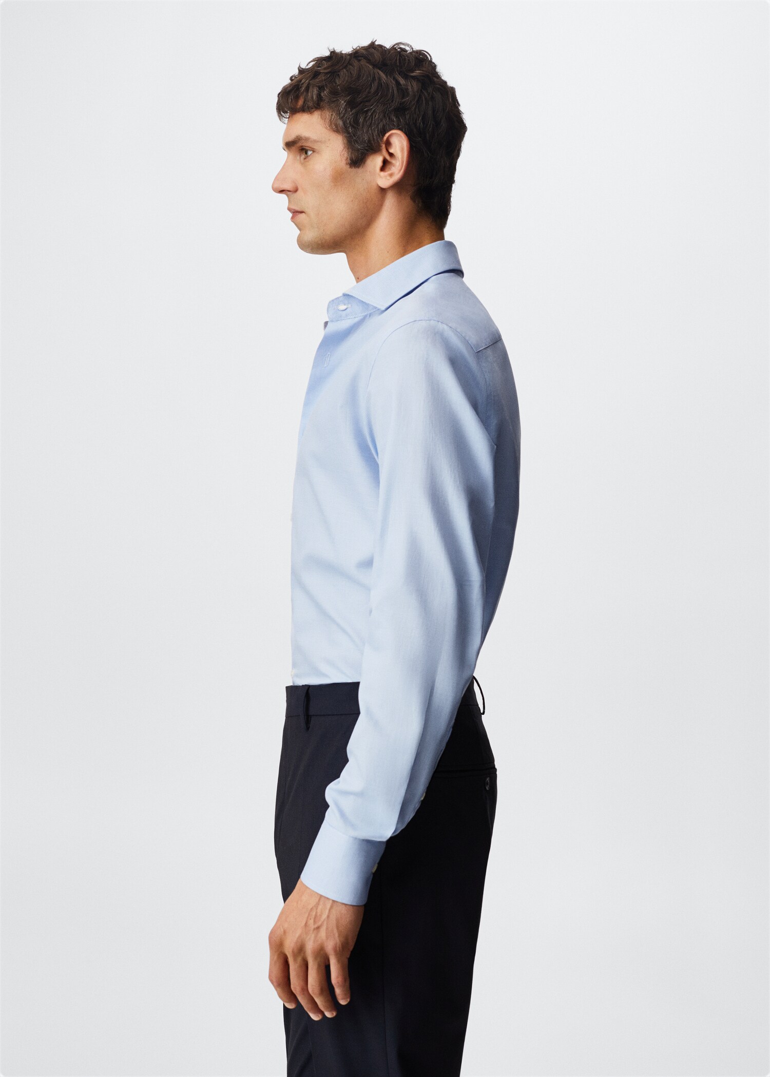 Slim Fit-Anzugshemd mit feinem Nadelstreifenmuster - Detail des Artikels 6
