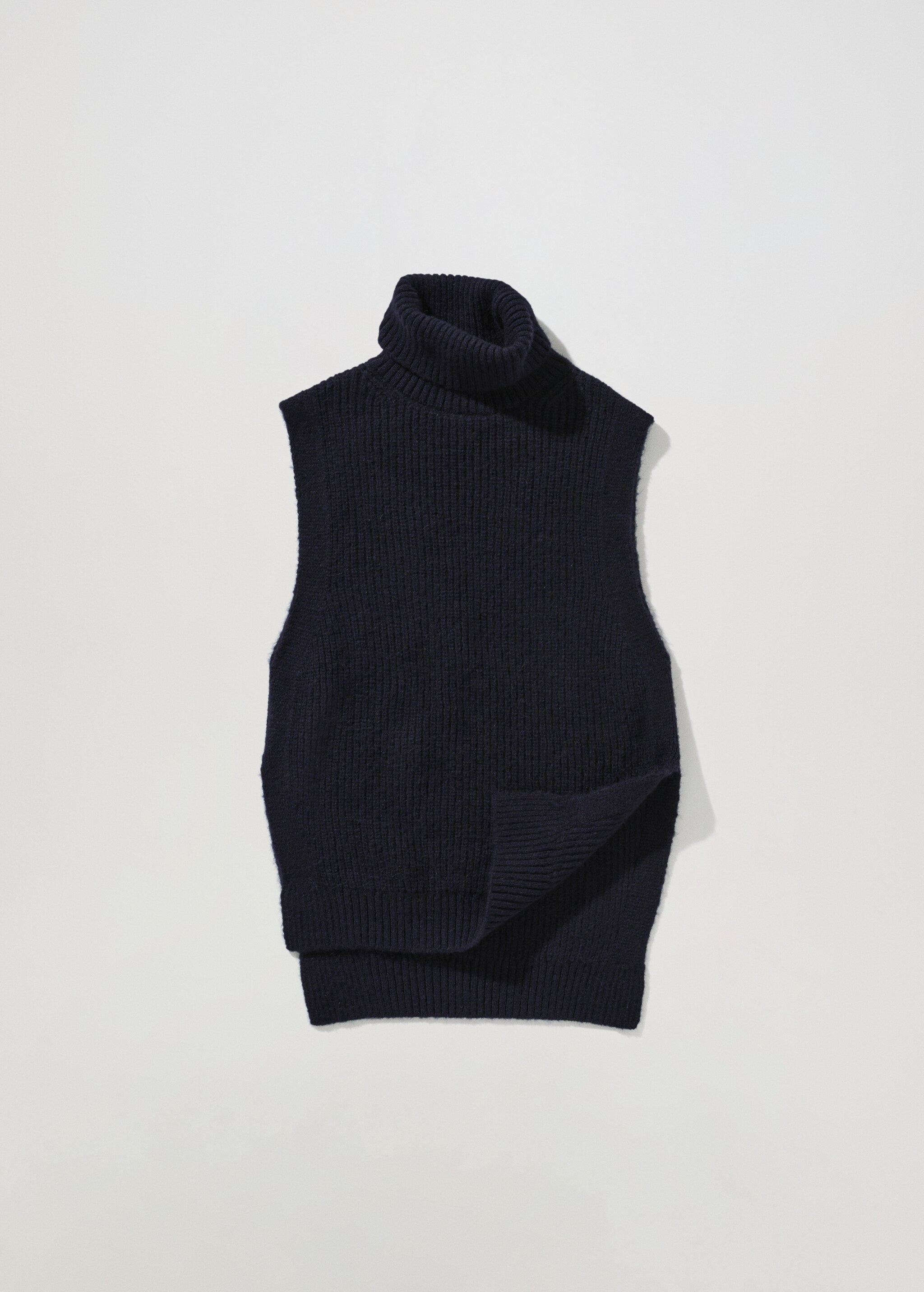 Turtleneck knitted gilet  - Article without model