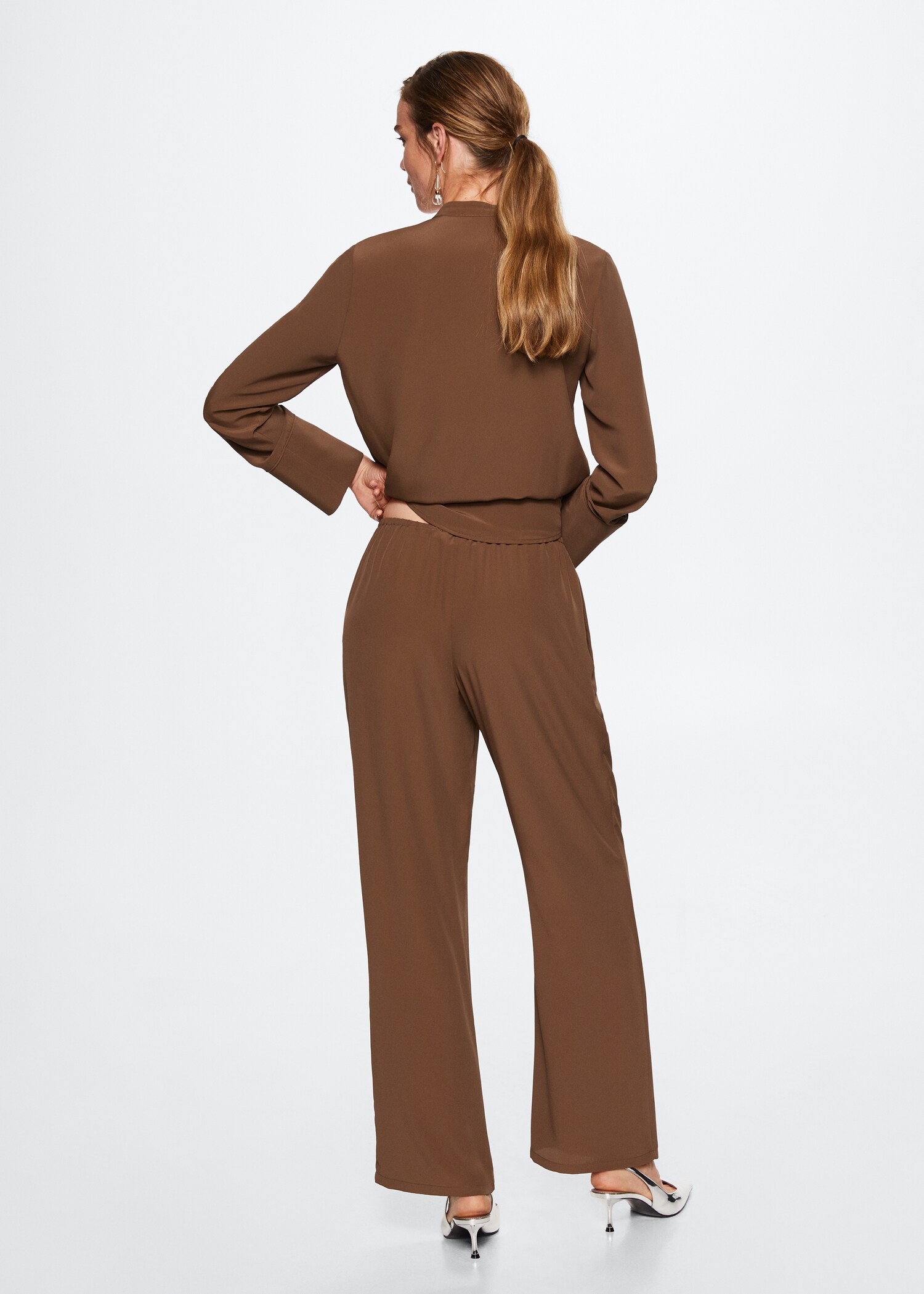 Drawstring straight trousers - Reverse of the article