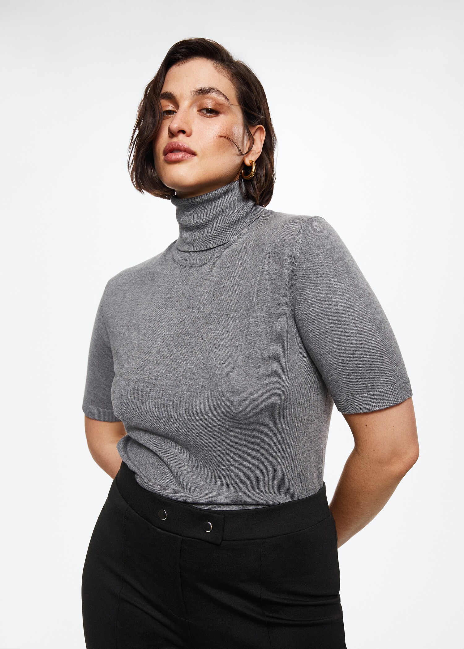 Flared broek met knopen - Detail van het artikel 4