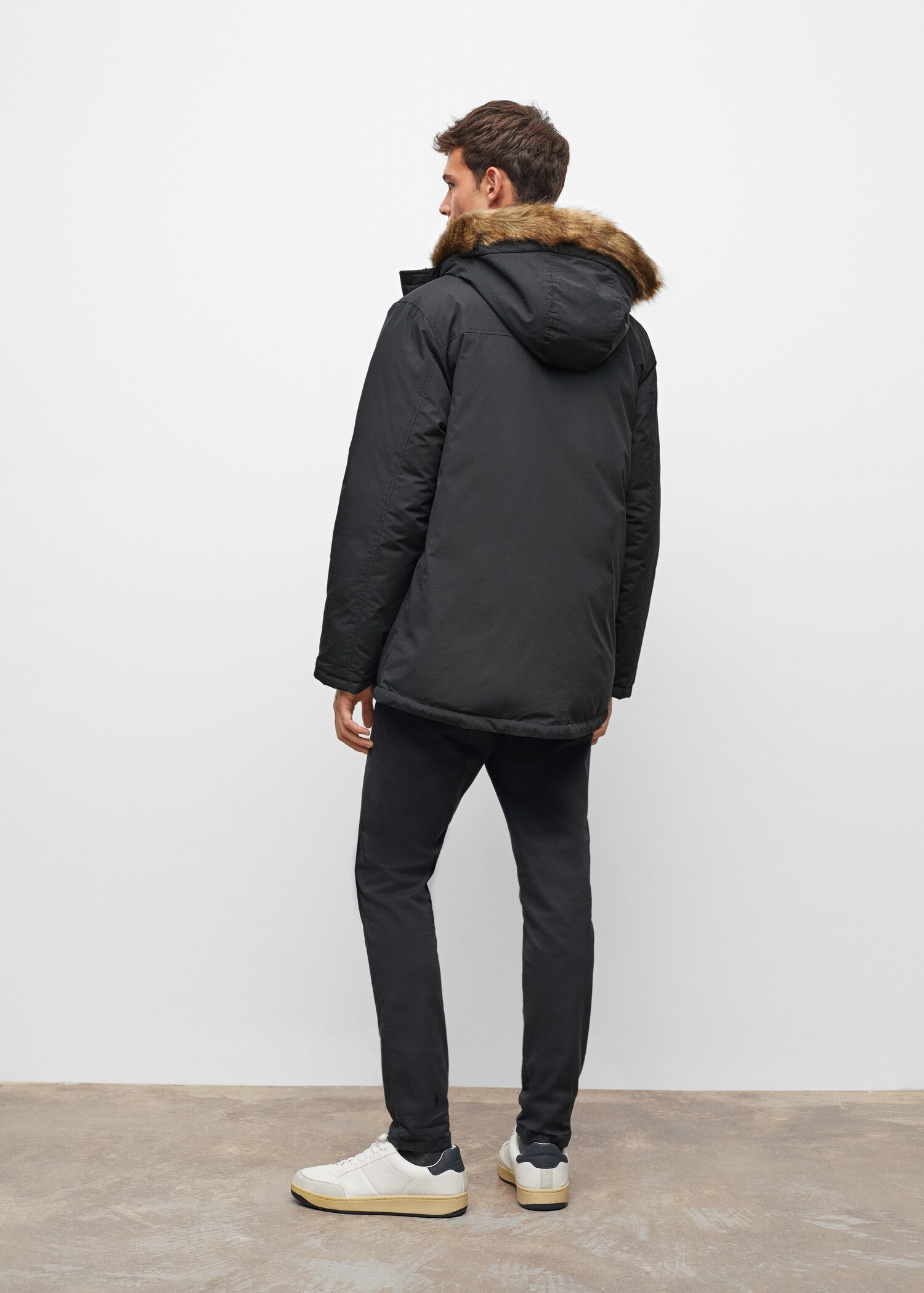 Anorak with shearling-effect hood - Reverse of the article