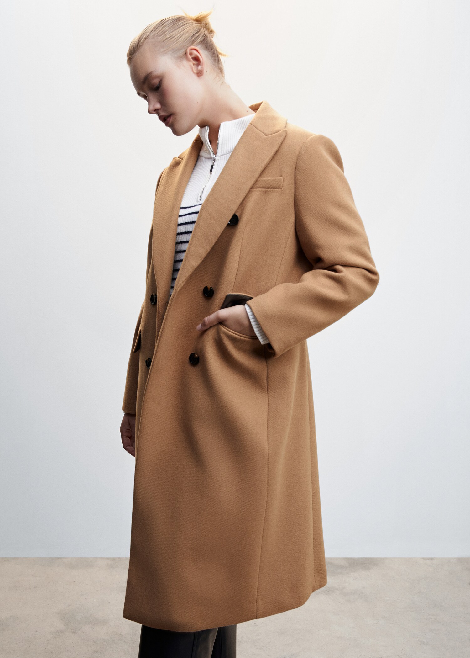 Tailored wool coat - Details of the article 5