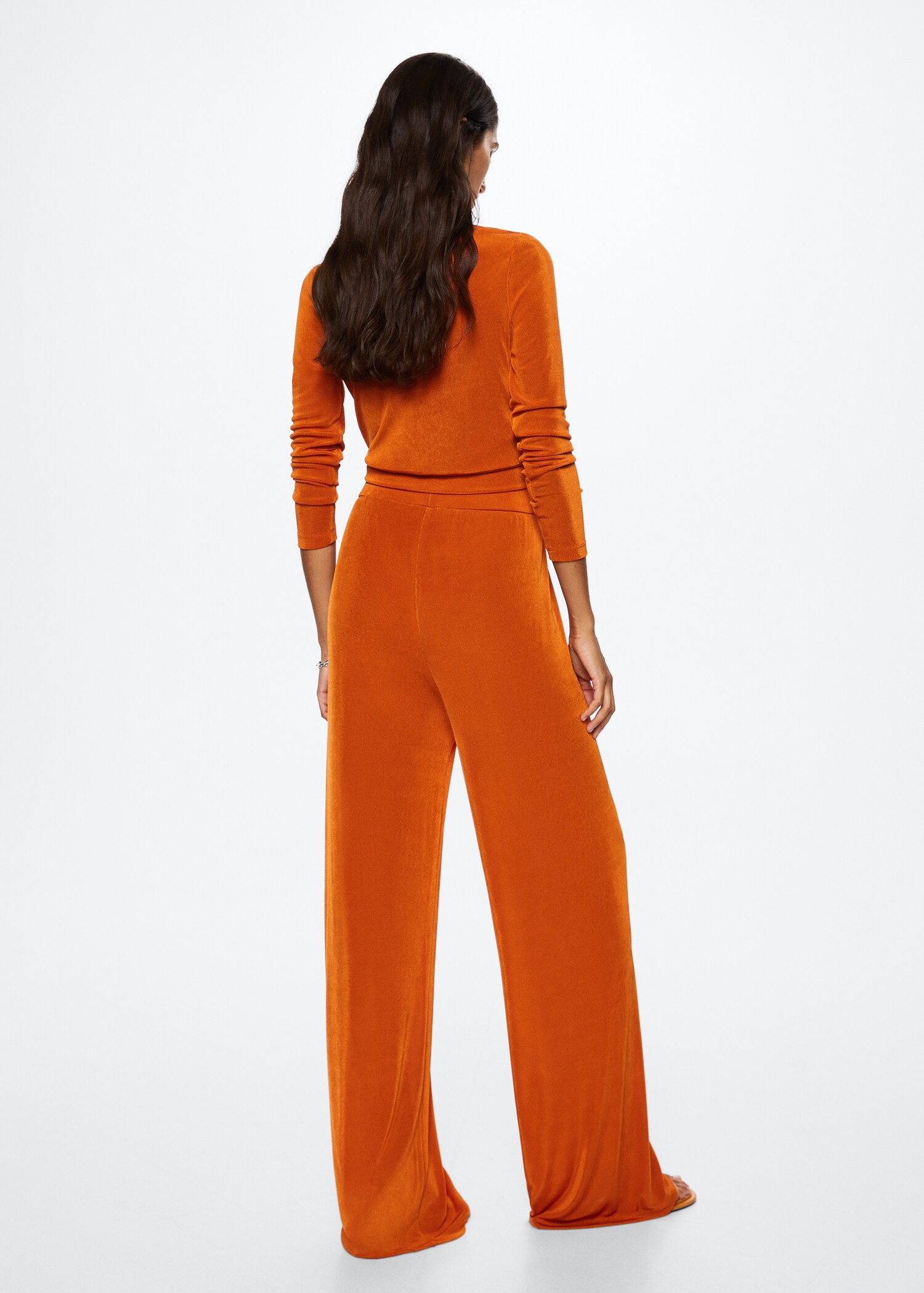 Wide leg fluid pants - Reverse of the article