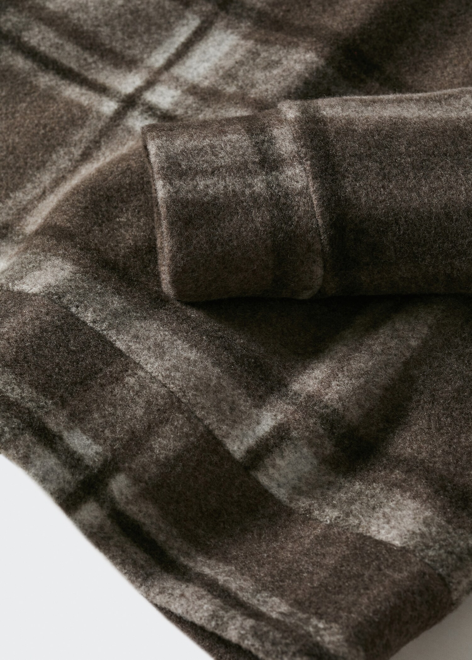 Textured check sweatshirt - Details of the article 8