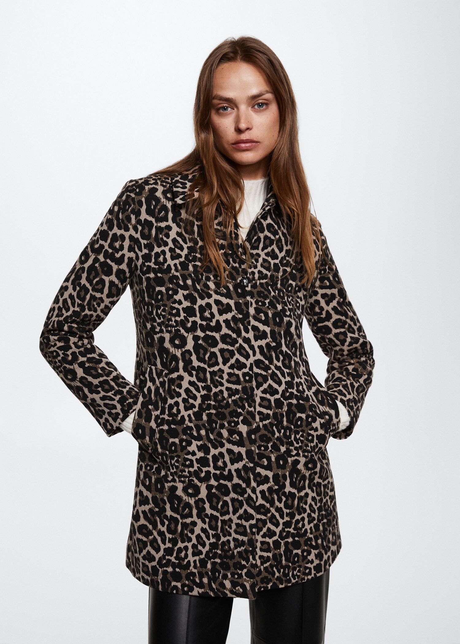 Cappotto leopardato - Piano medio