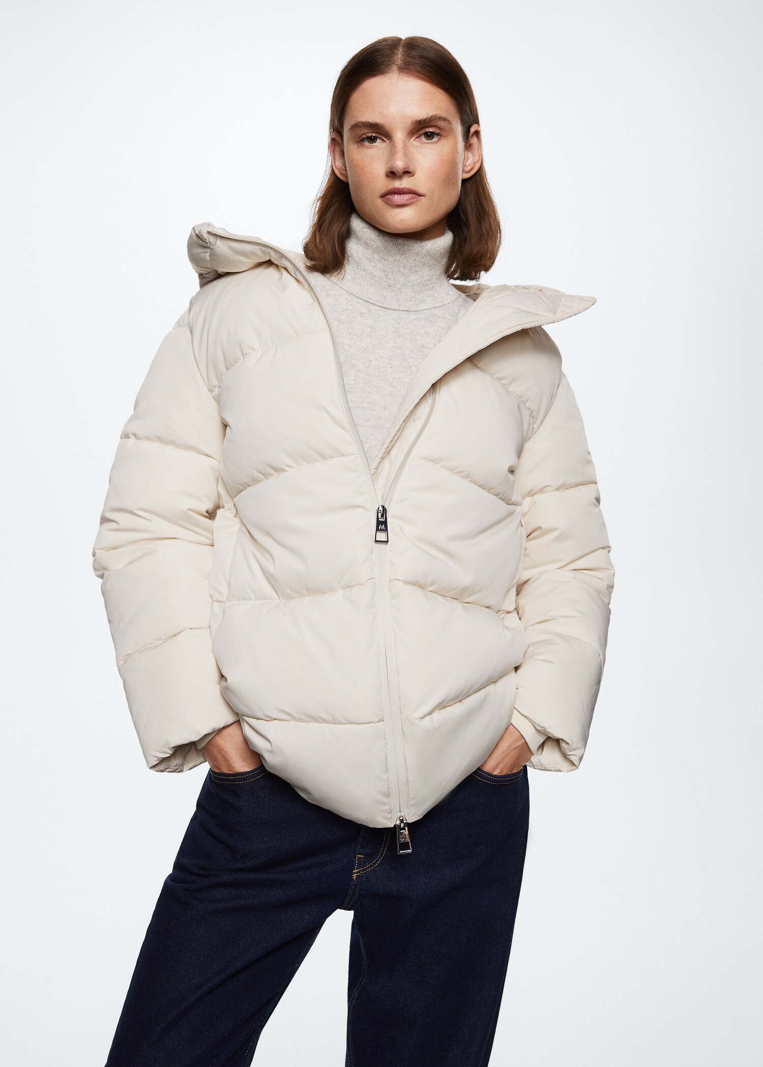 Anorak acolchado capucha - Plano medio