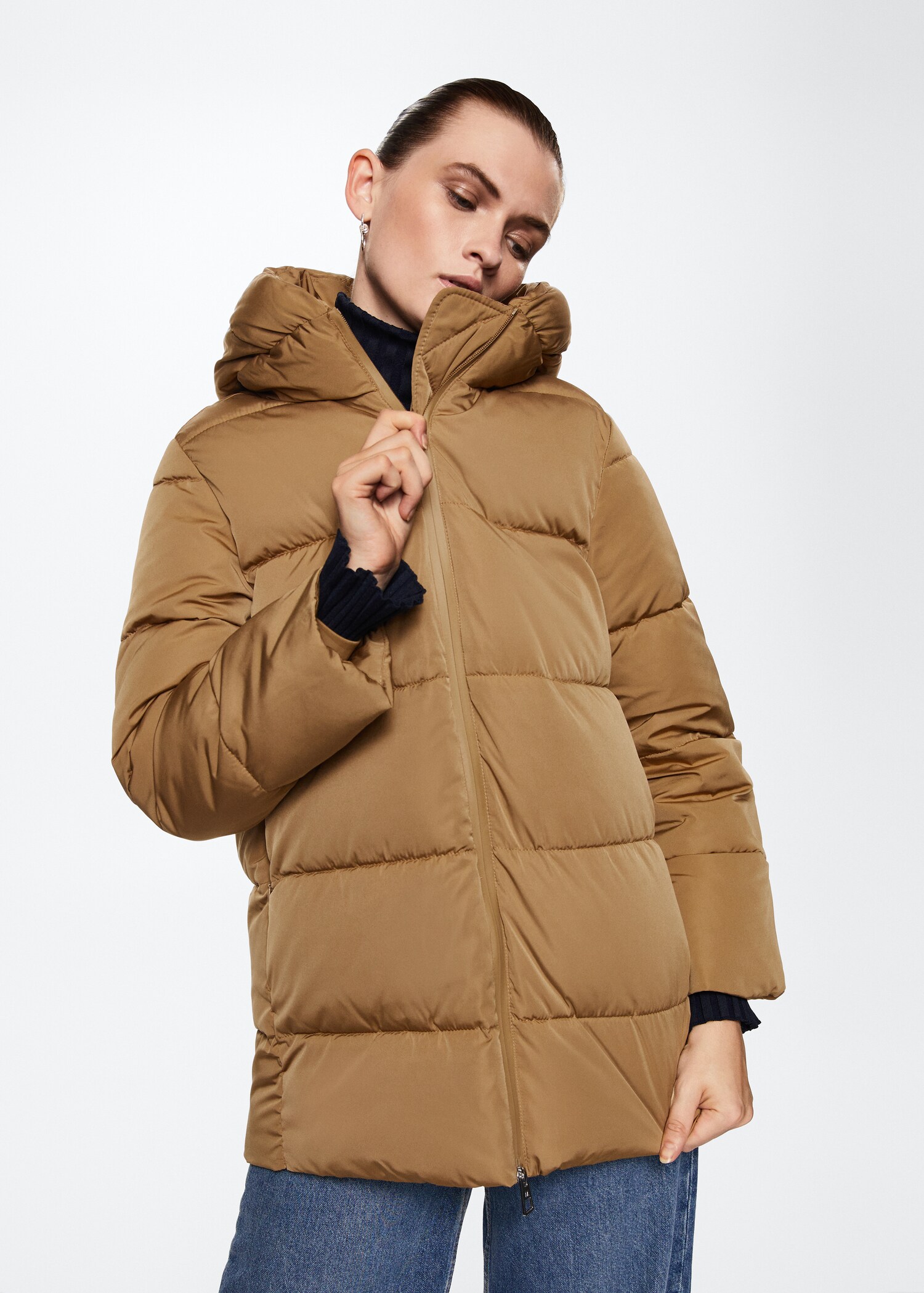 Anorak acolchado capucha - Plano medio