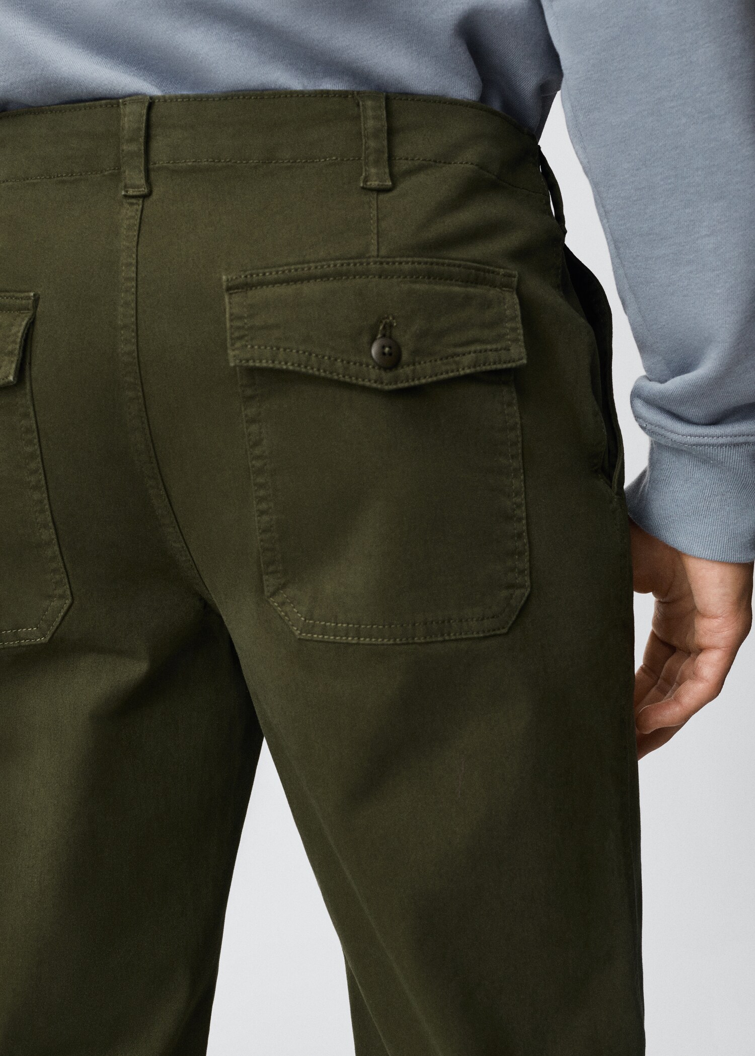 Regular-fit chino trousers - Details of the article 3