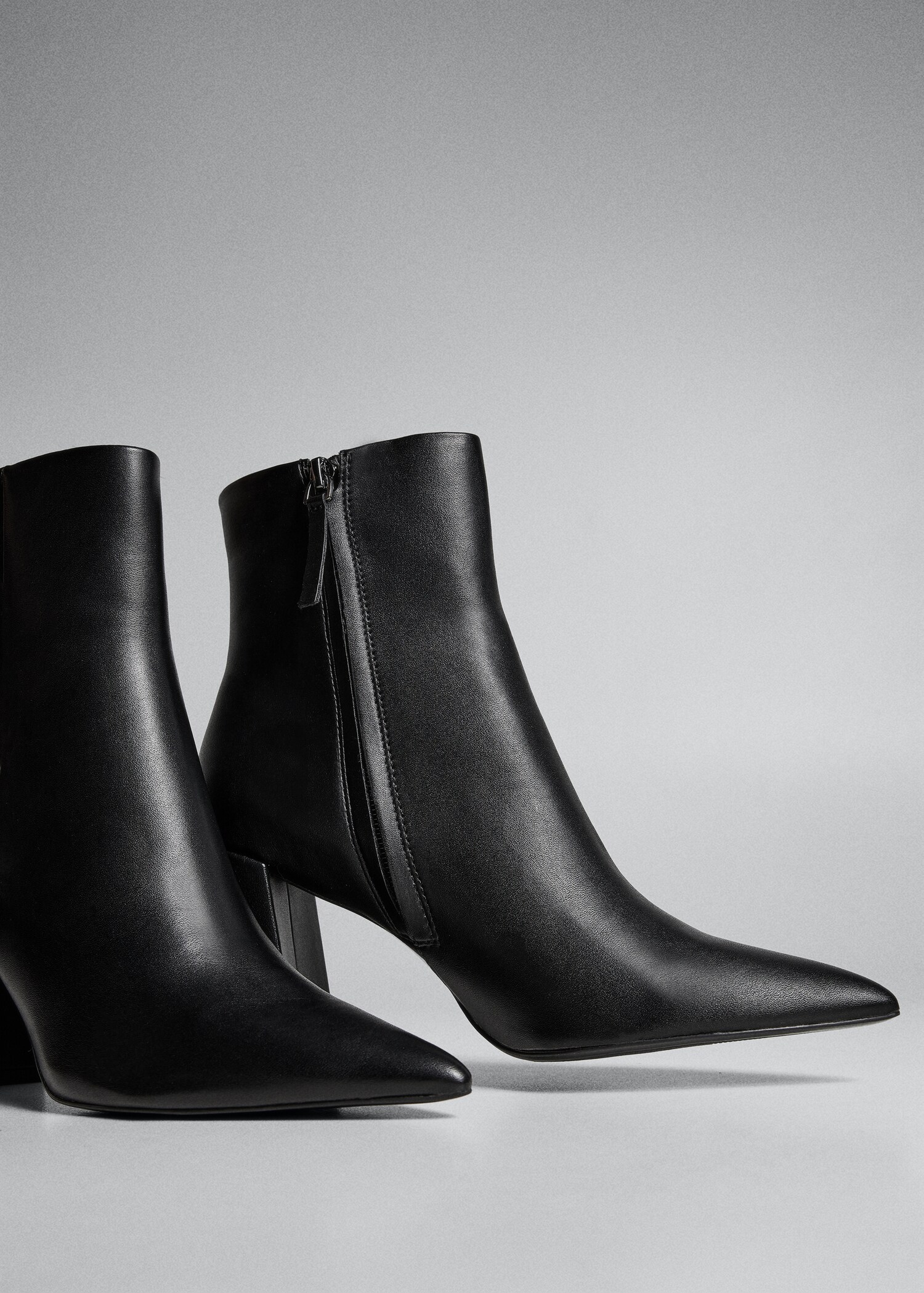 Bottines pointues talon bloc - Détail de l'article 5
