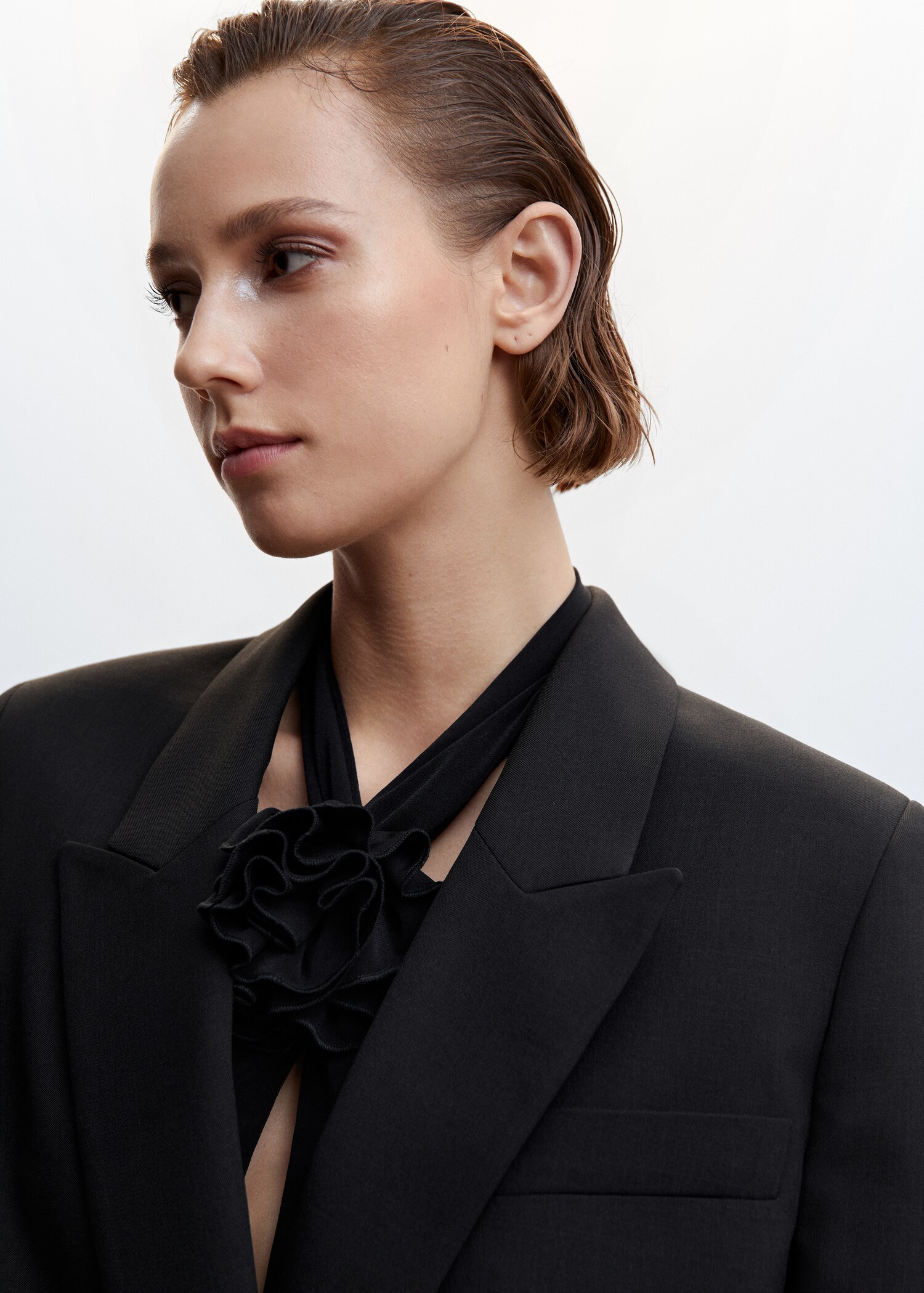 Double-breasted blazer - Details of the article 1