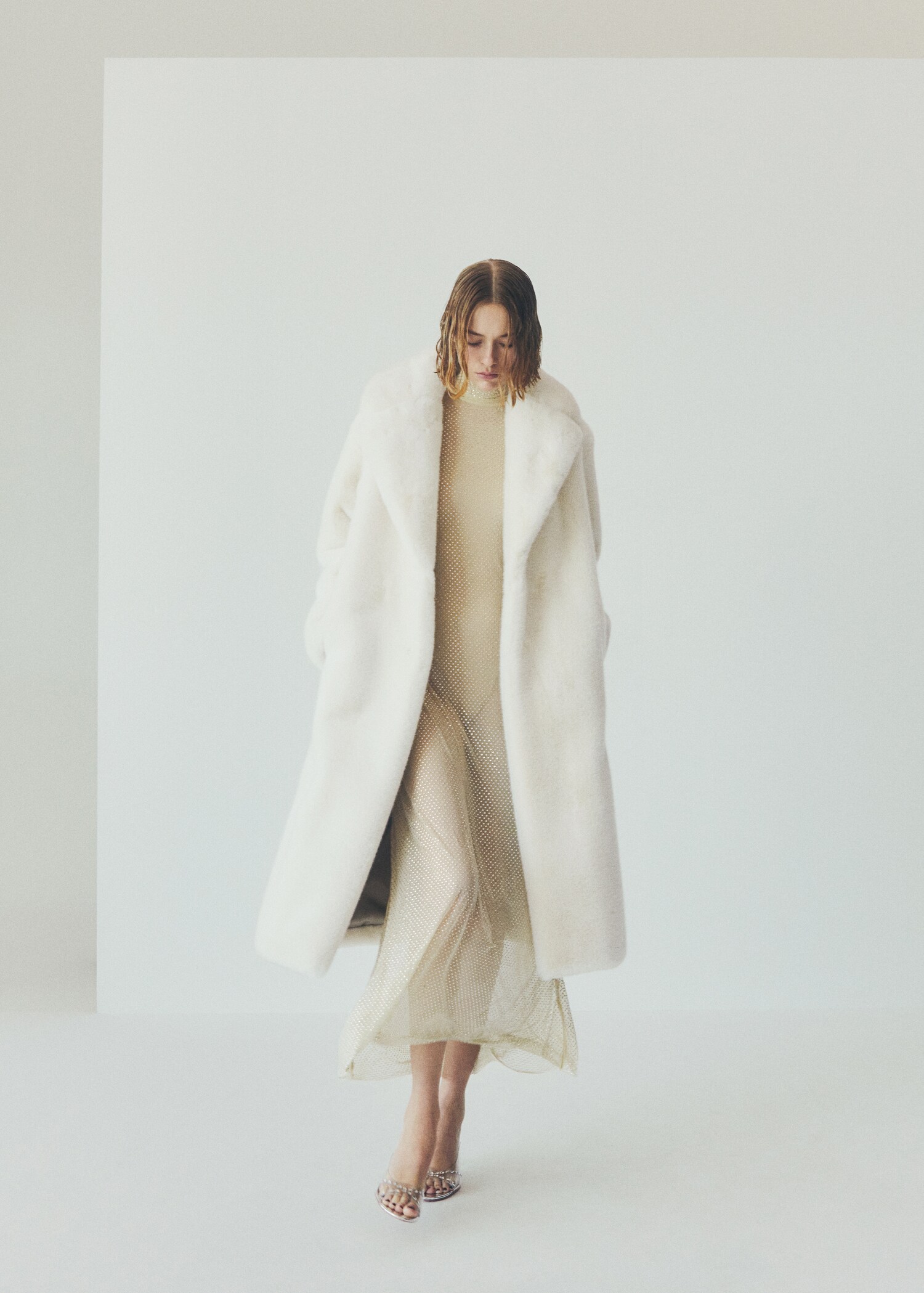 Long crystal dress - Details of the article 7