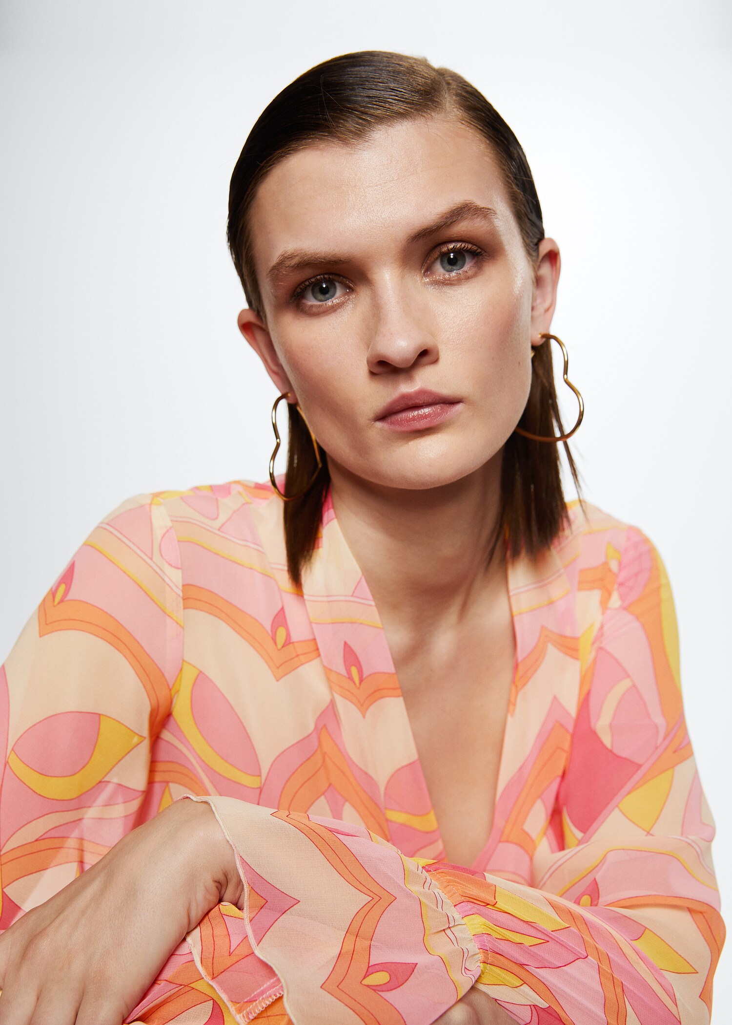 Blusa fluida estampada - Detalle del artículo 1