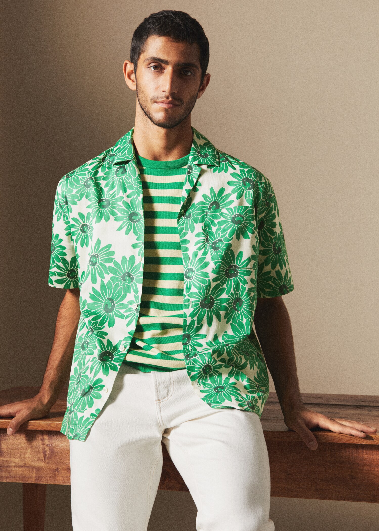 Cotton flower shirt - Details of the article 5