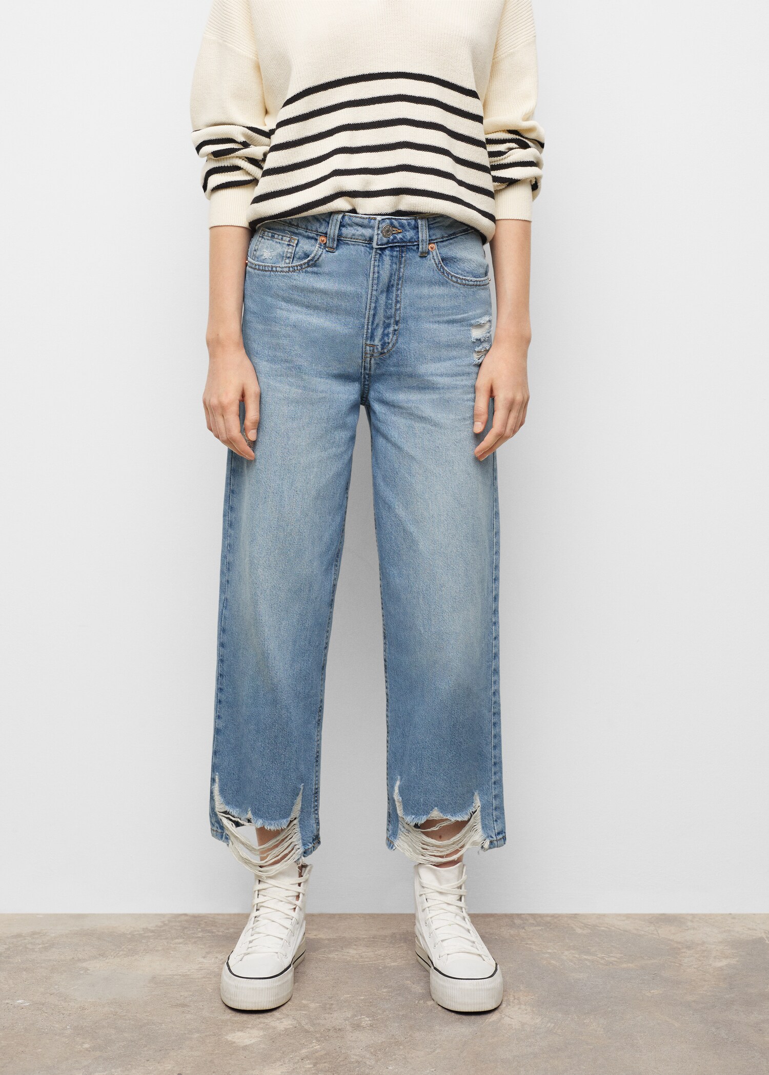 Frayed hem straight jeans - Details of the article 1
