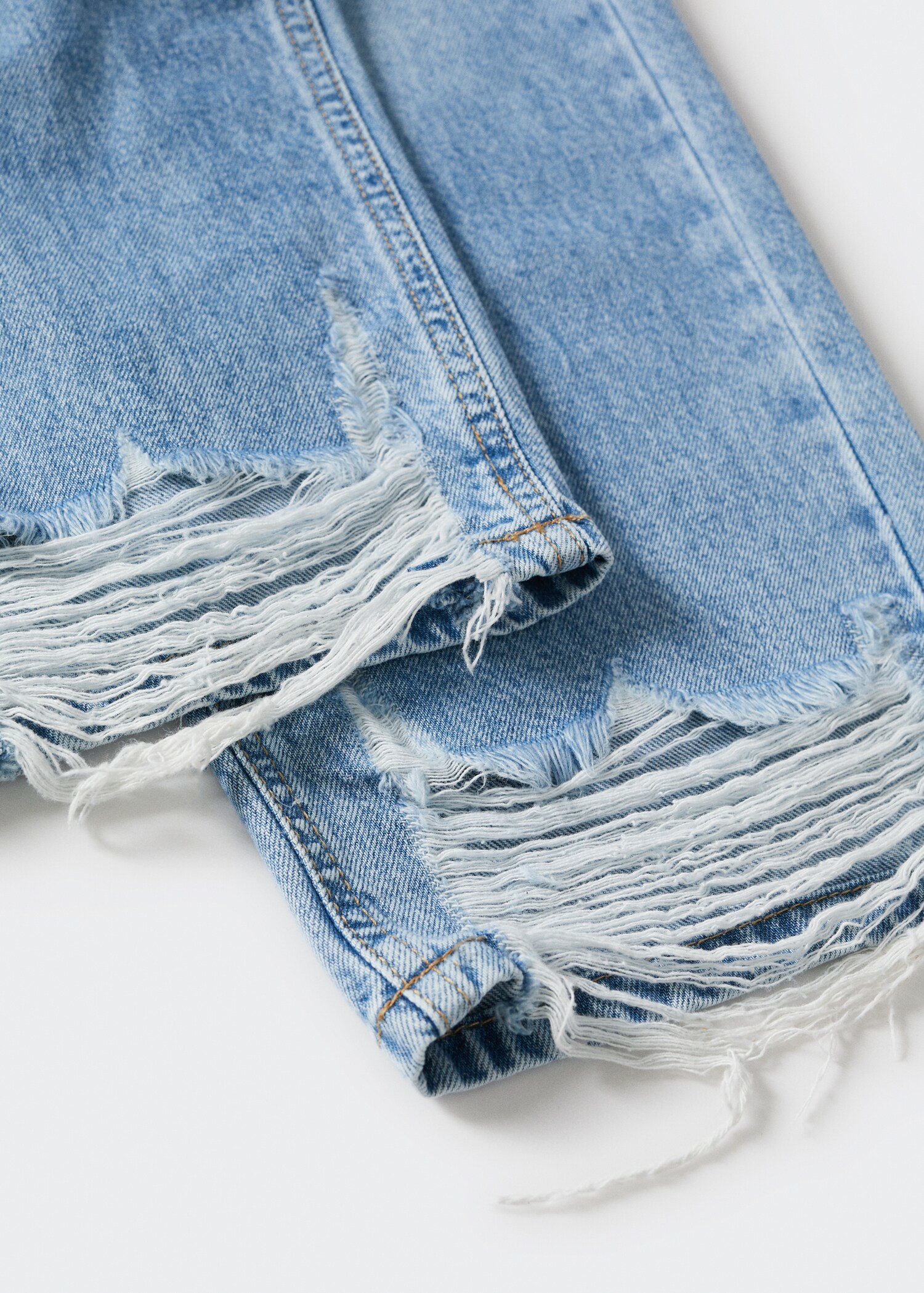 Frayed hem straight jeans - Details of the article 8
