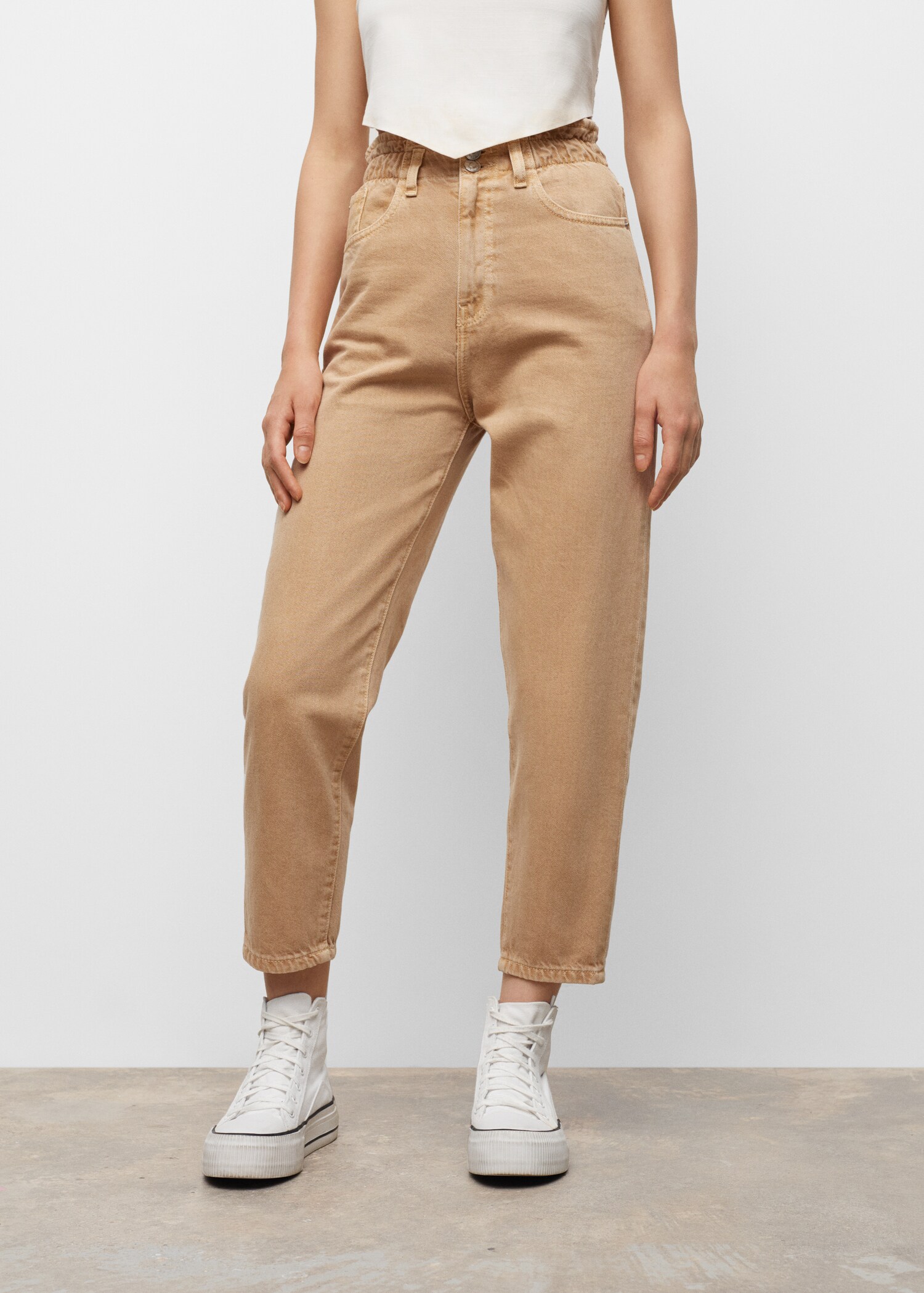 Cropped paperbag jeans - Details of the article 2