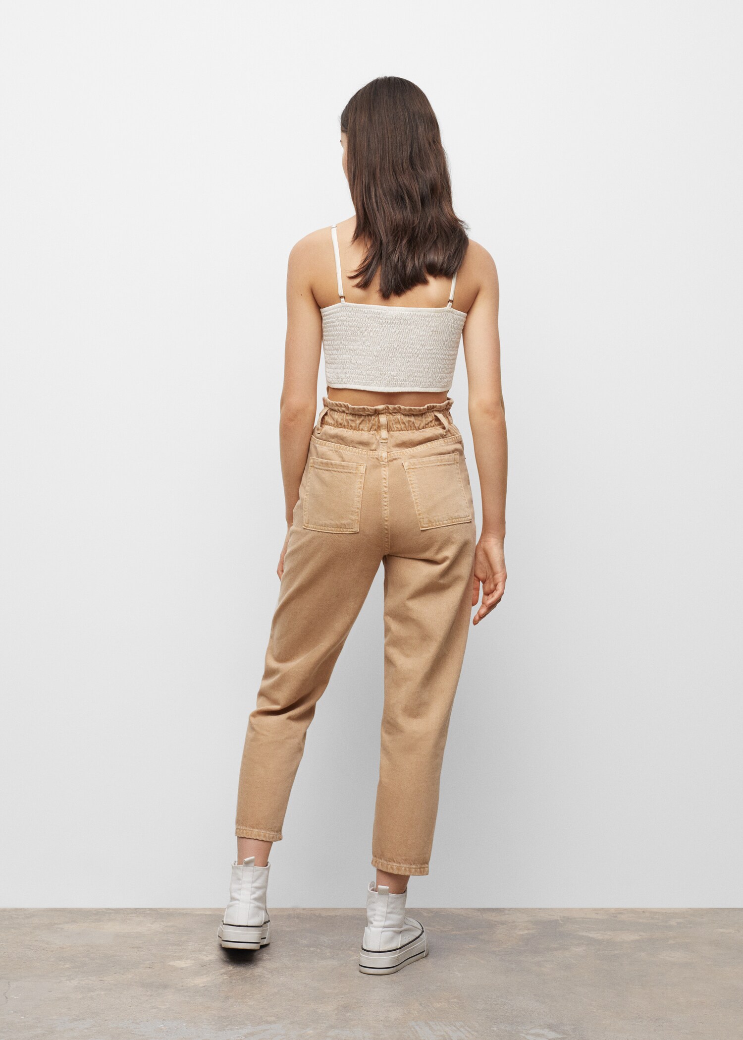 Cropped paperbag jeans - Reverse of the article