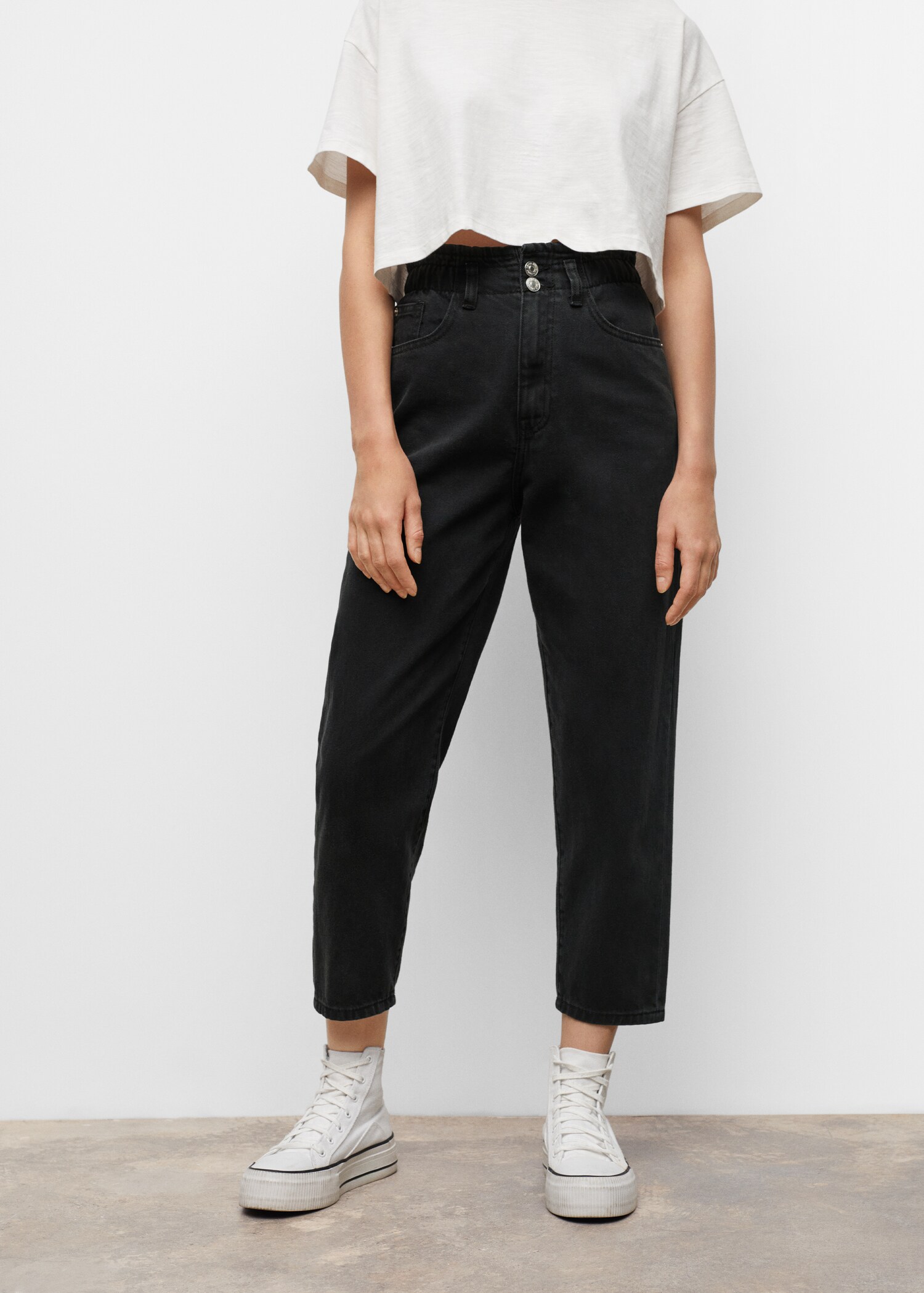 Cropped paperbag jeans - Details of the article 1