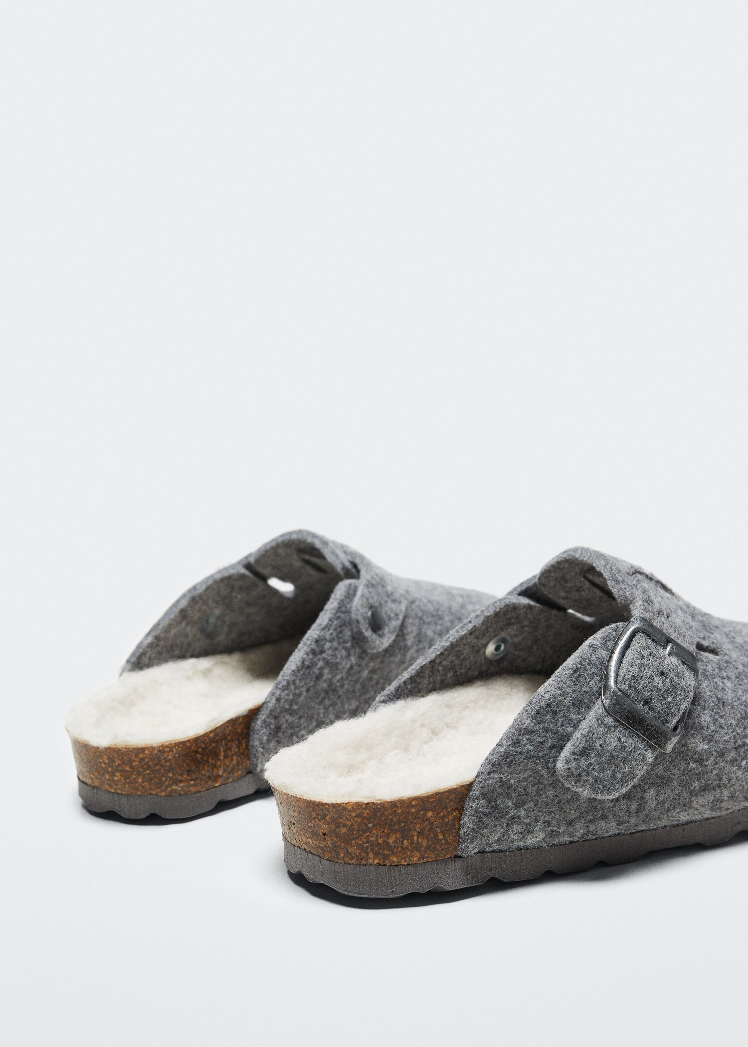 Felt clogs - Details of the article 2