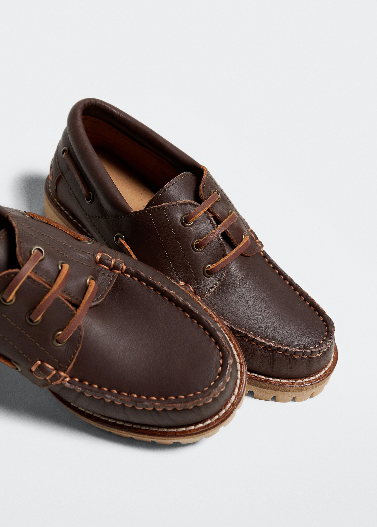 Leather boat shoes - Details of the article 3