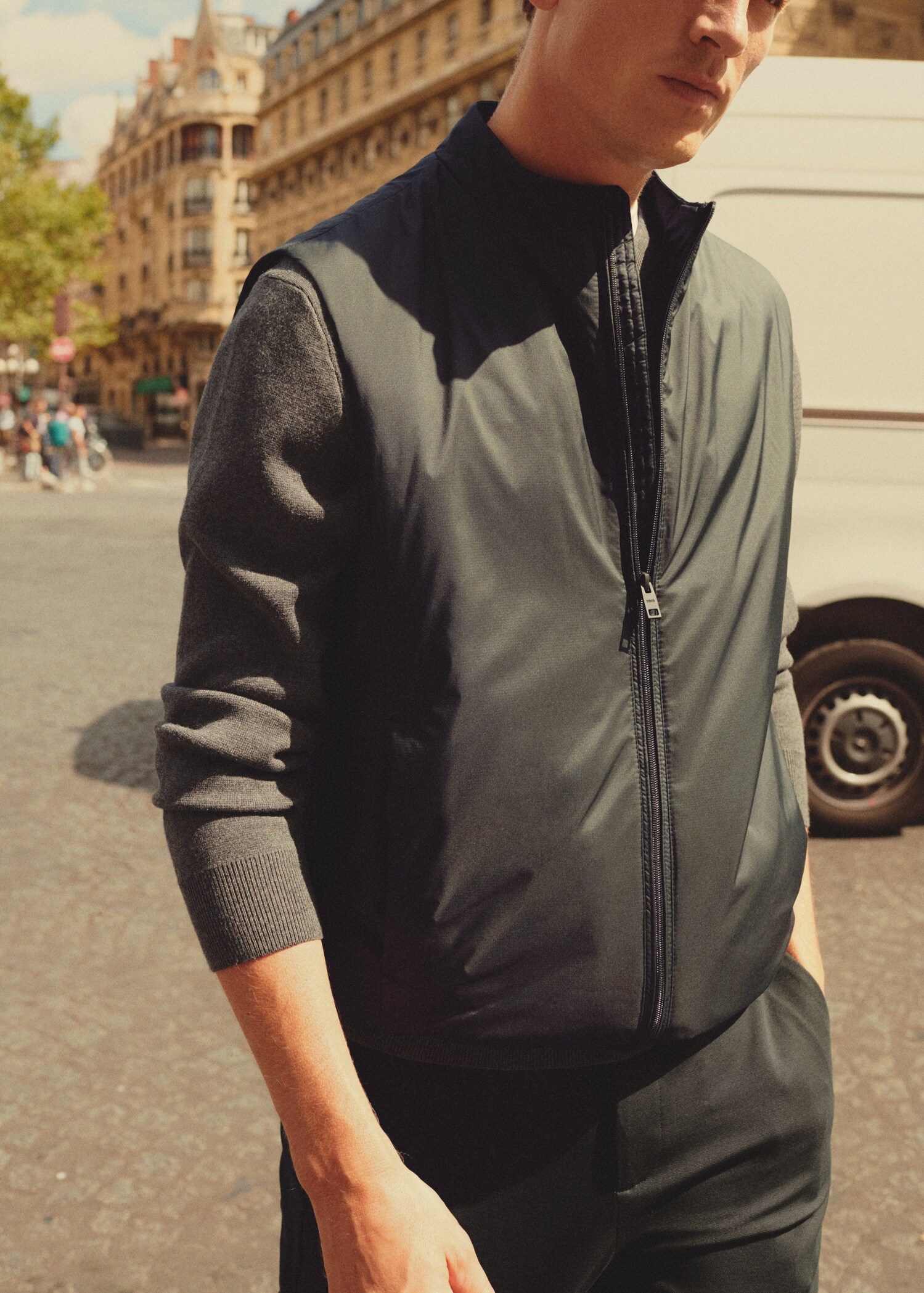 Thermoregulating waterproof vest - Details of the article 6