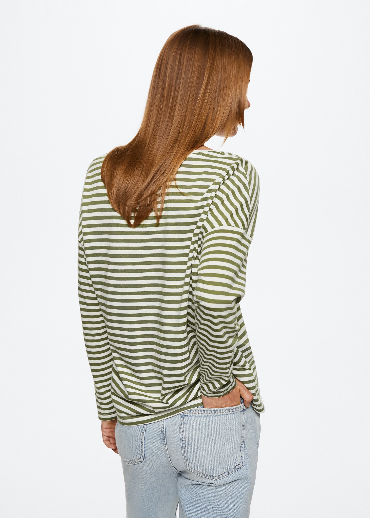 100% cotton T-shirt - Reverse of the article