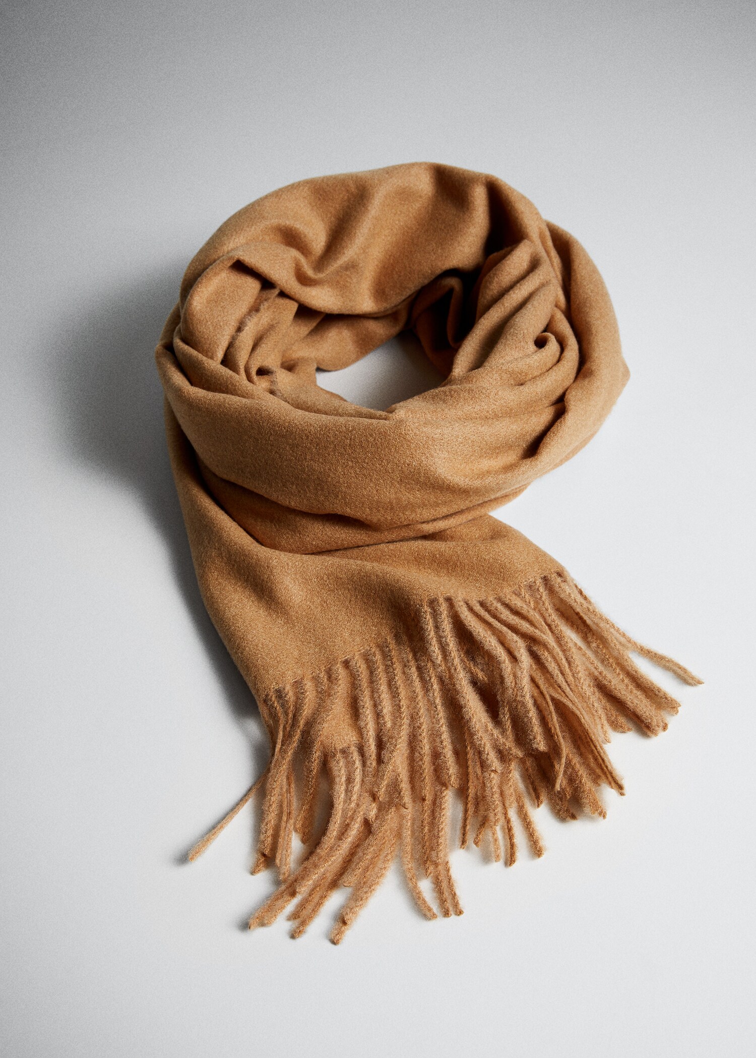 Fringed edge scarf - Details of the article 3