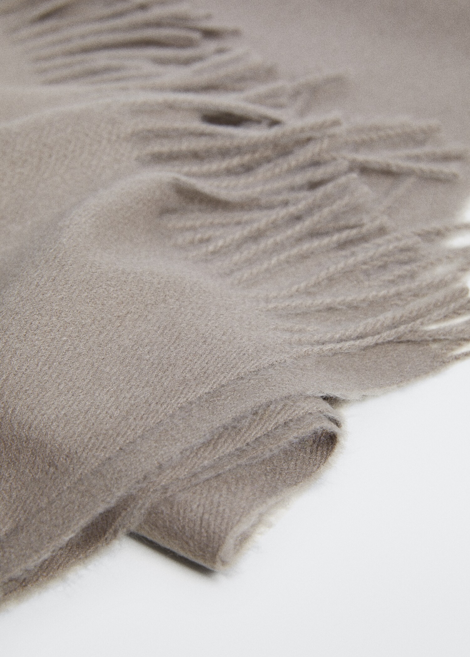 Fringed edge scarf - Medium plane