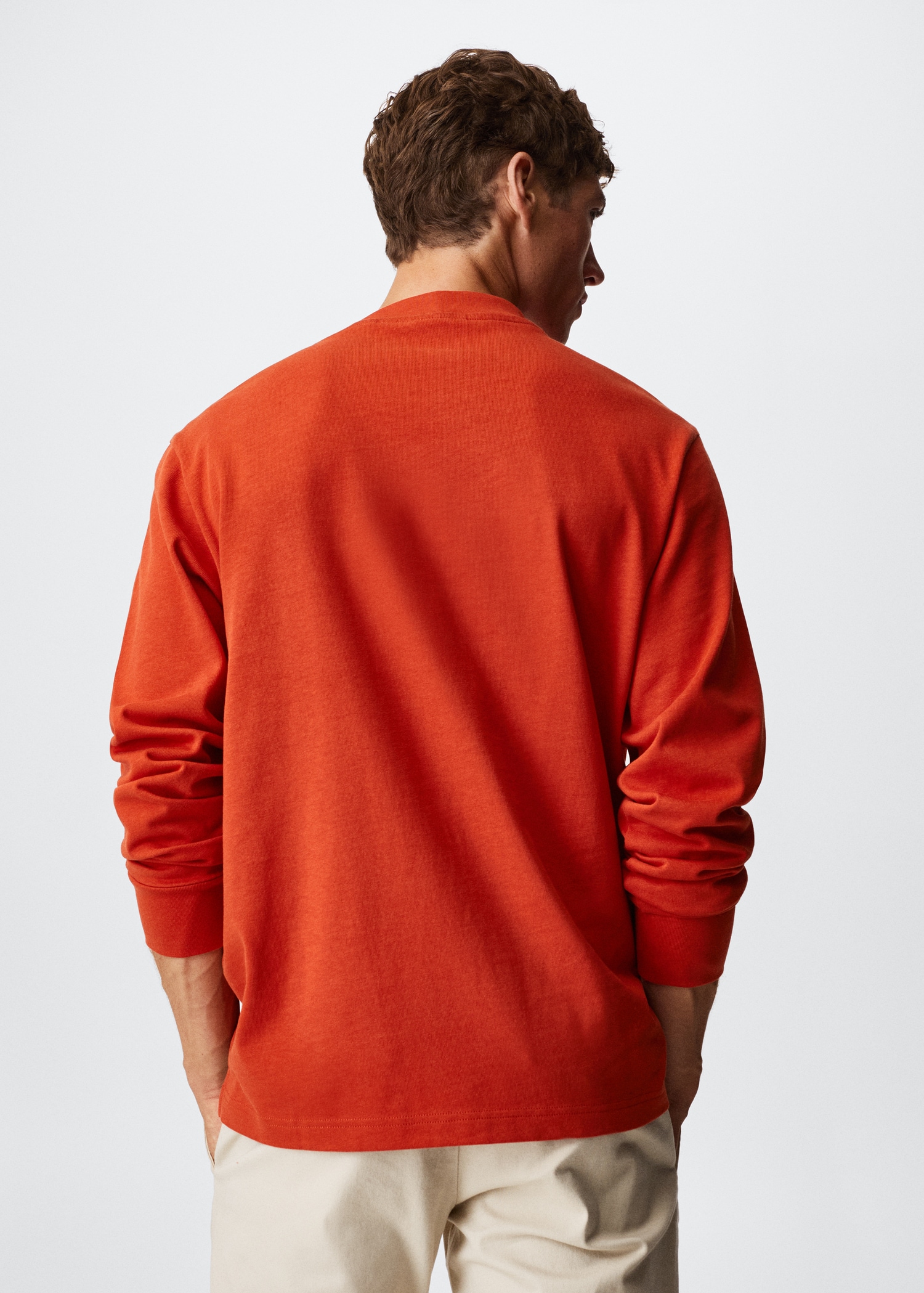Long sleeve cotton t-shirt - Reverse of the article