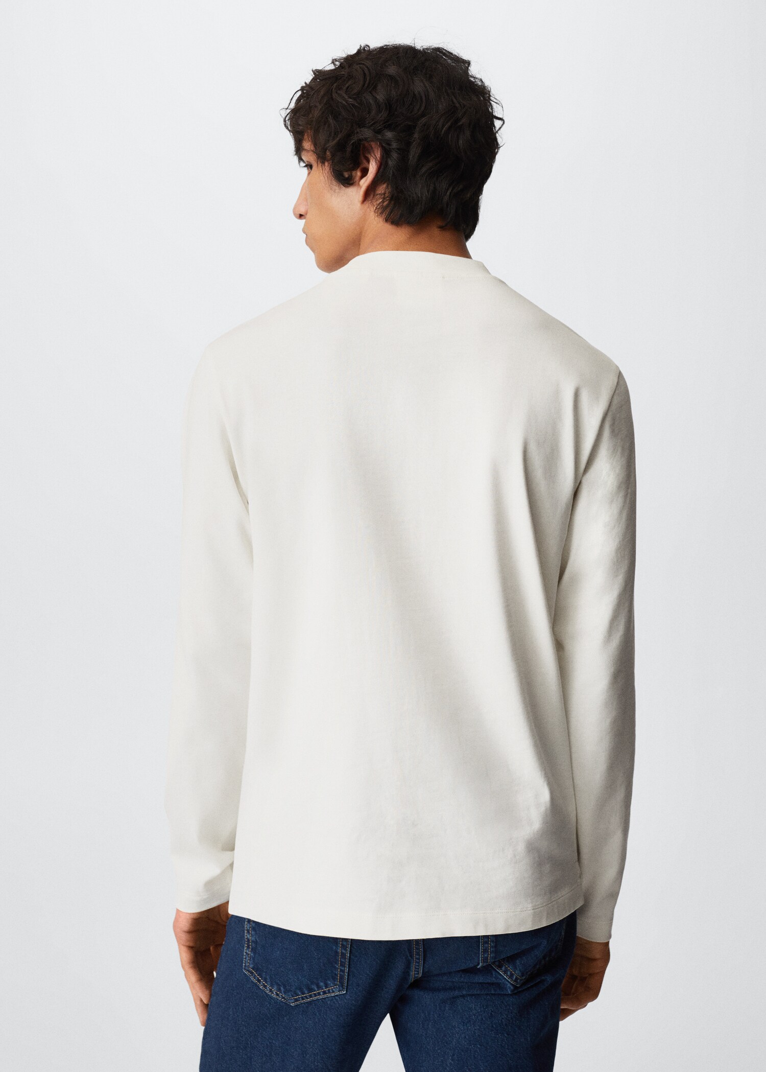 Long sleeve cotton t-shirt - Reverse of the article