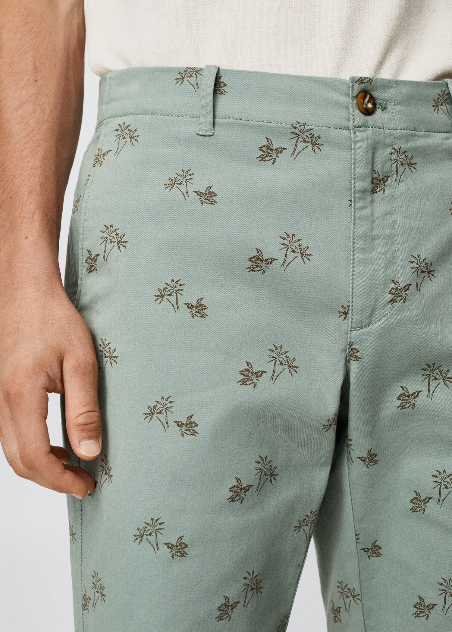 Printed cotton bermuda shorts - Details of the article 1
