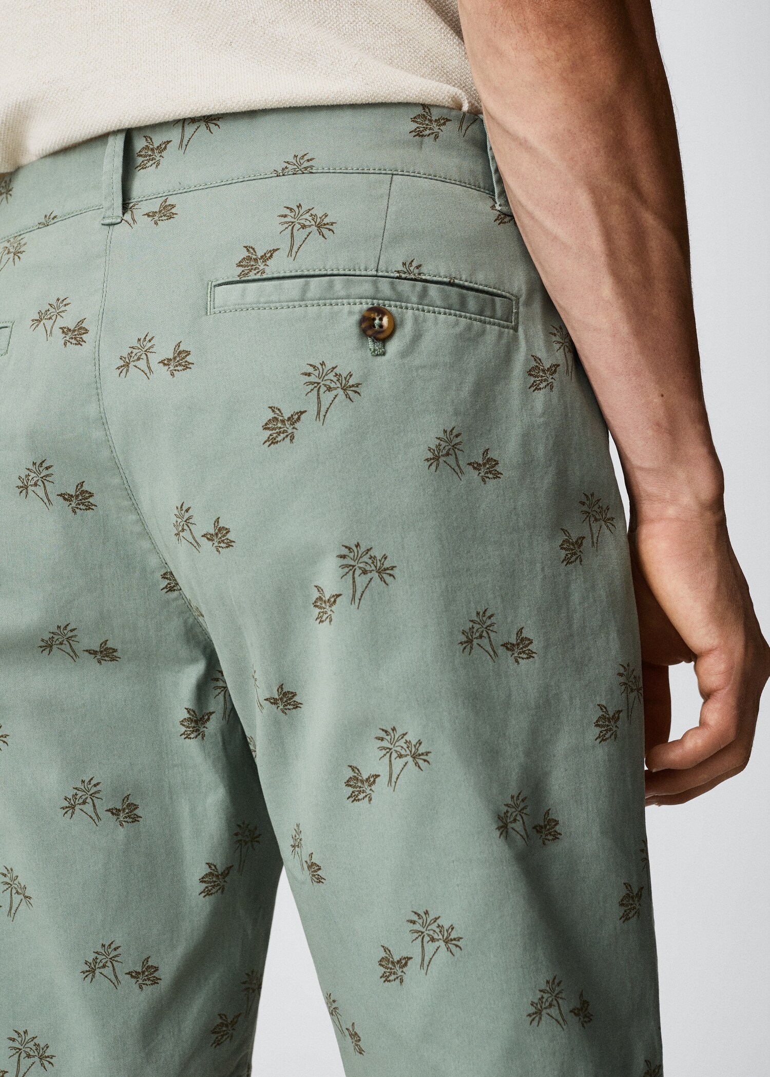 Printed cotton bermuda shorts - Details of the article 3