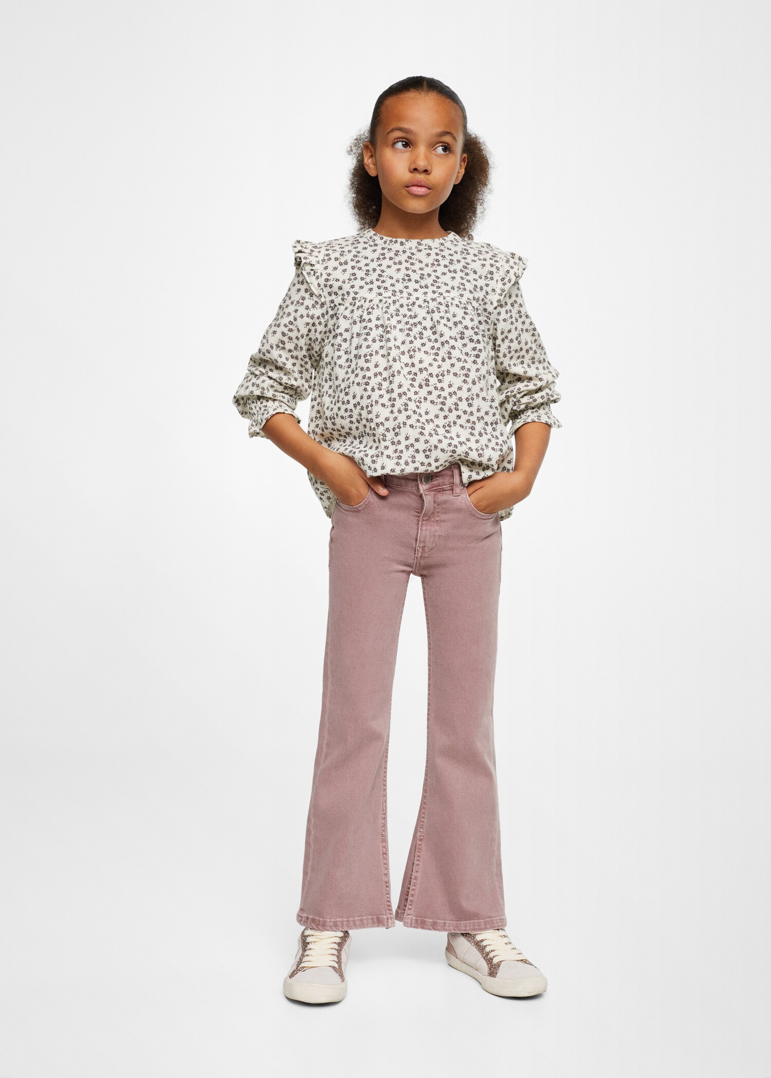 Blusa floral volante - Plano medio